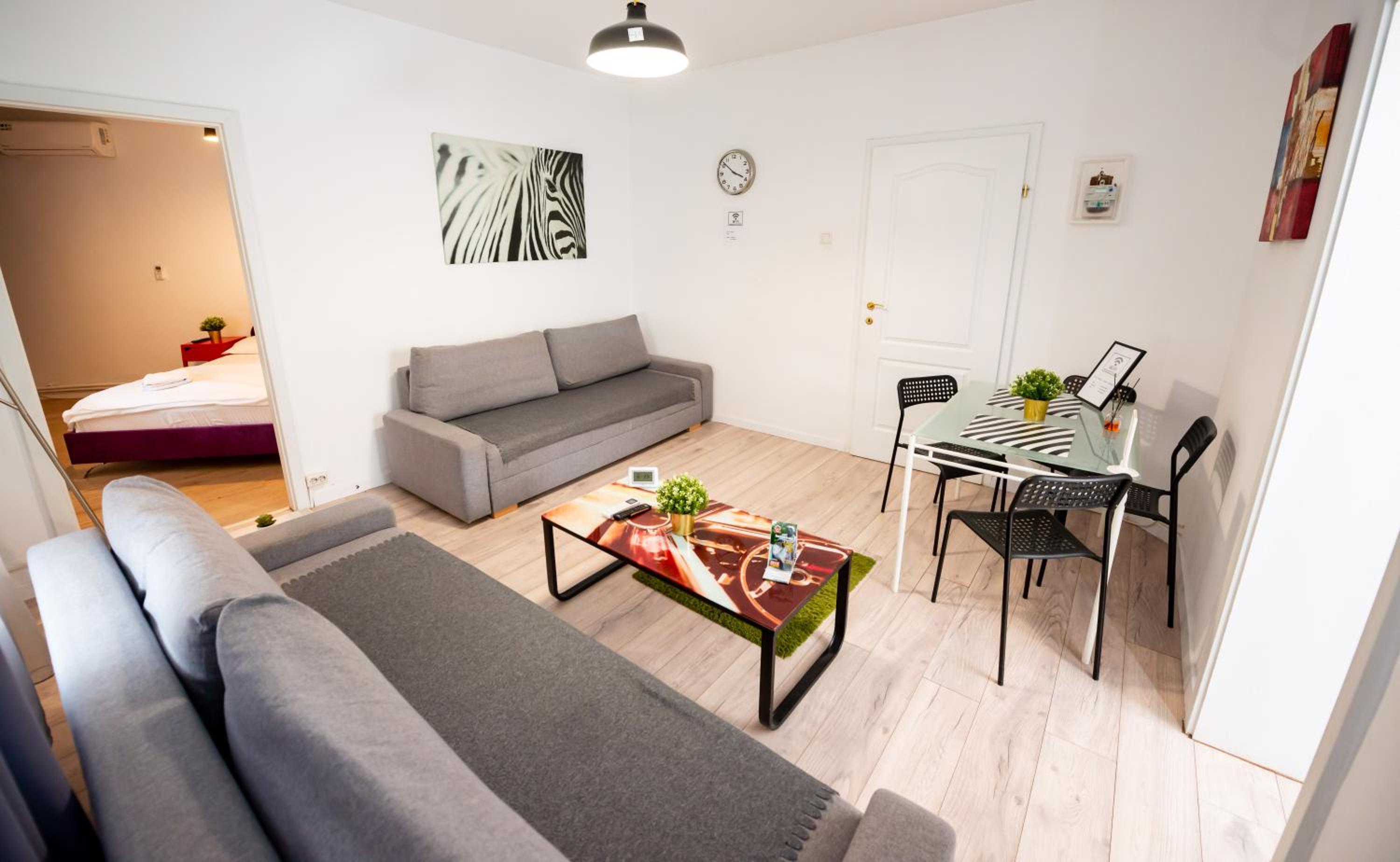 Two-Bedroom Apartment - Photo 3