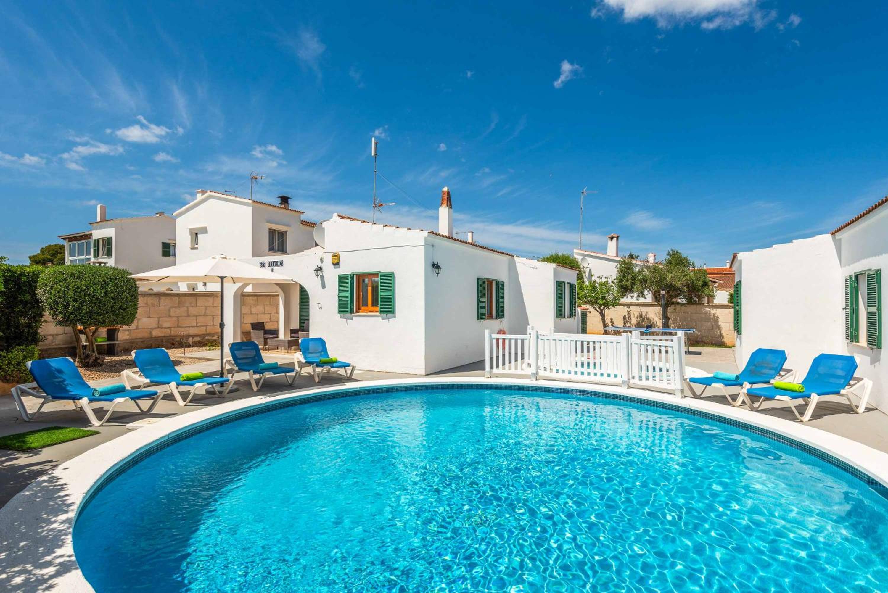 Villa photo 2