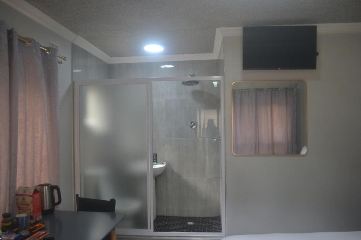 Double Room photo 3