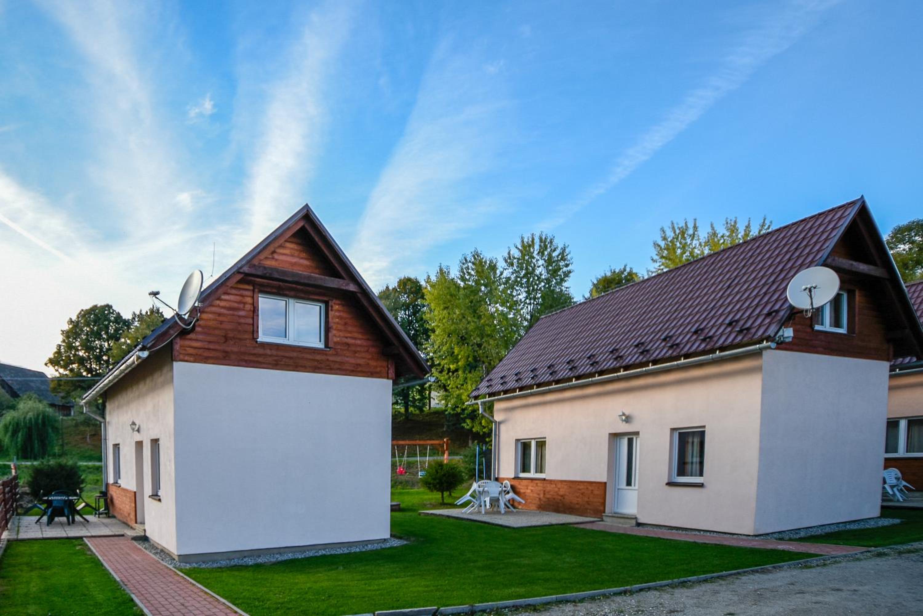 Two-Bedroom House - Photo 11