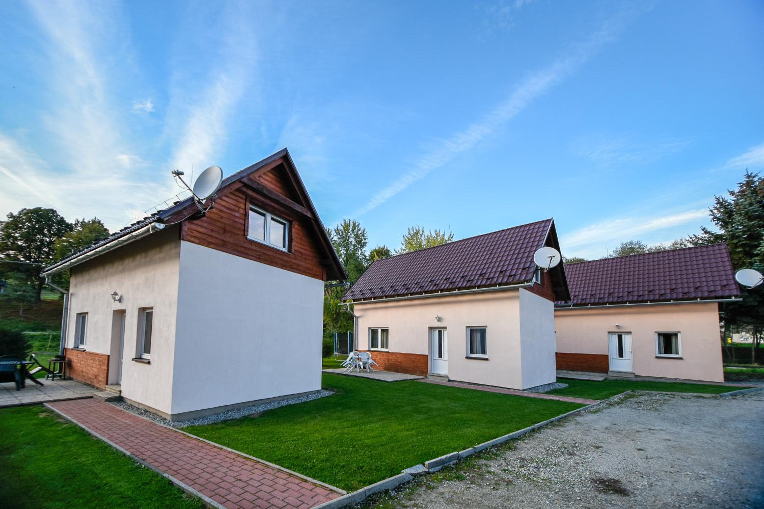 Two-Bedroom House - Photo 12