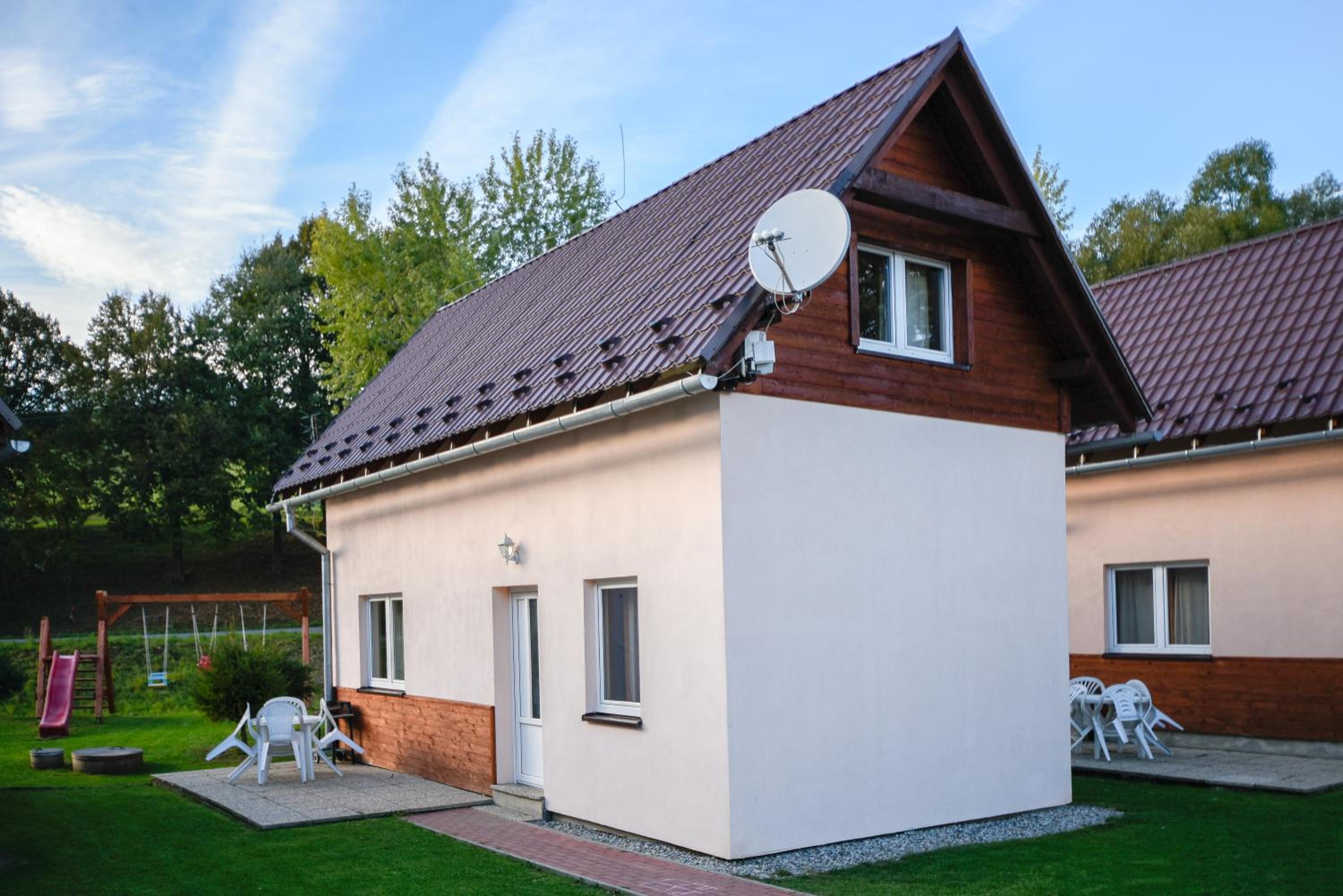Two-Bedroom House - Photo 15