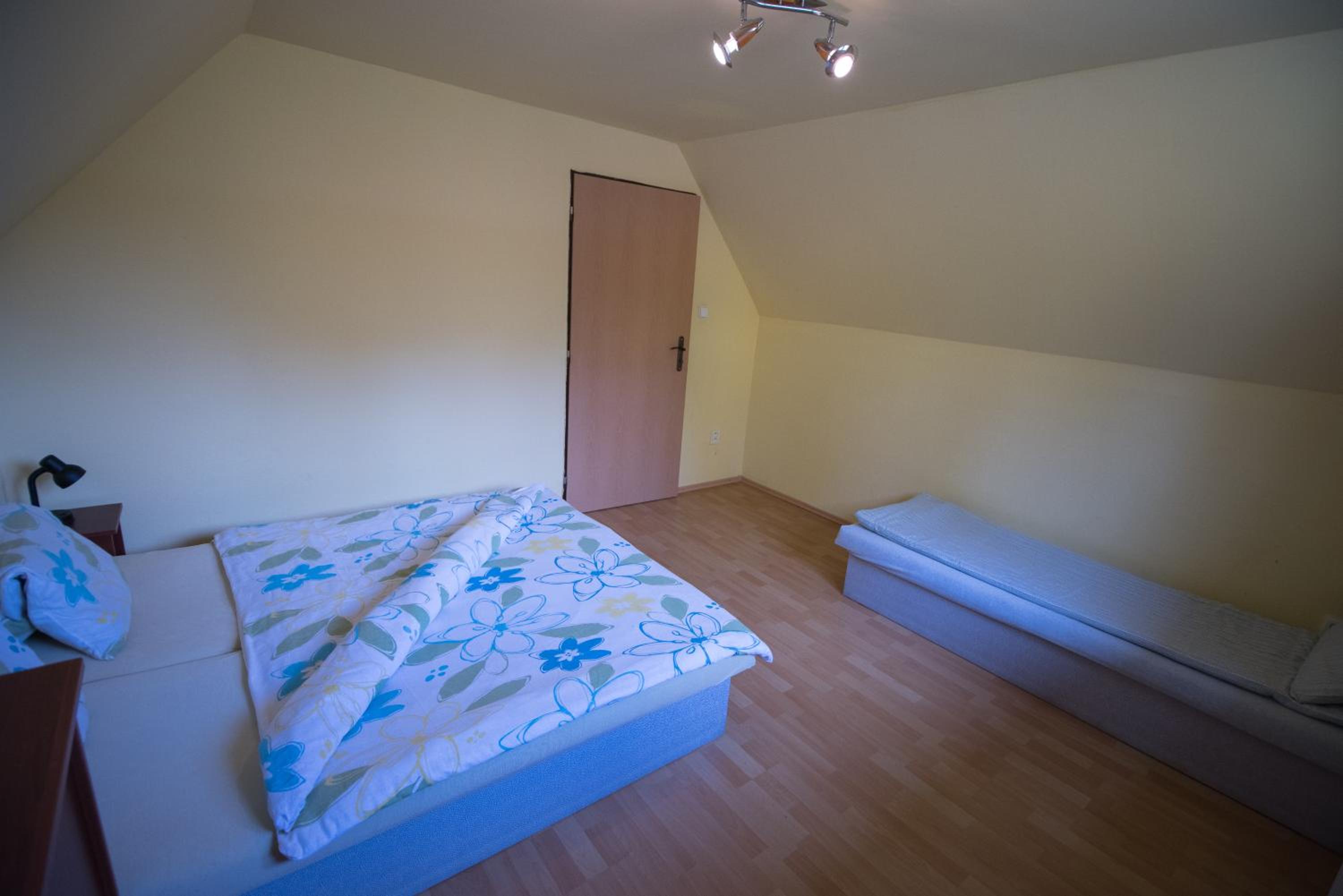 Two-Bedroom House - Photo 26