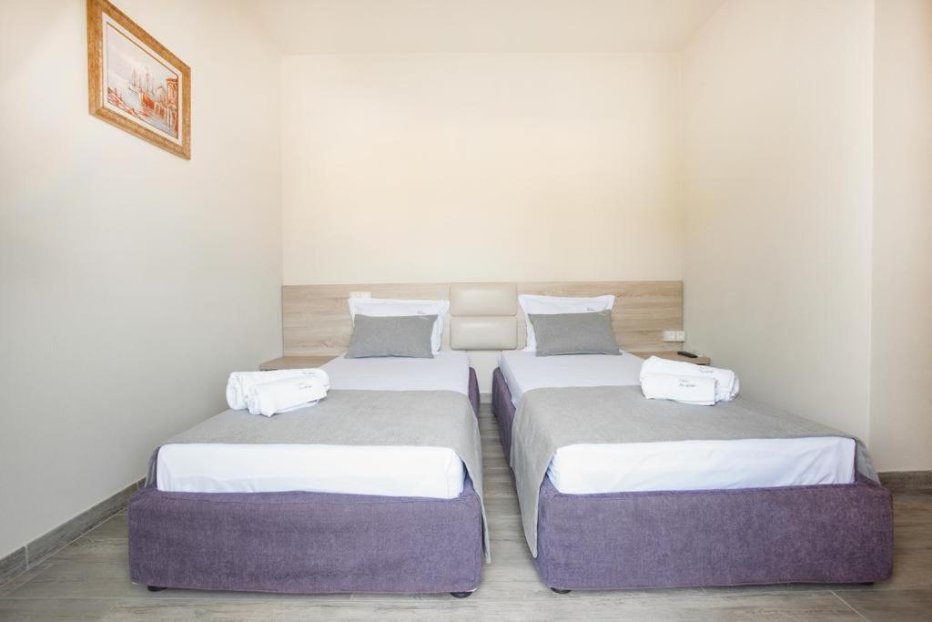 Two-Bedroom Apartment With Balcony And Sea View