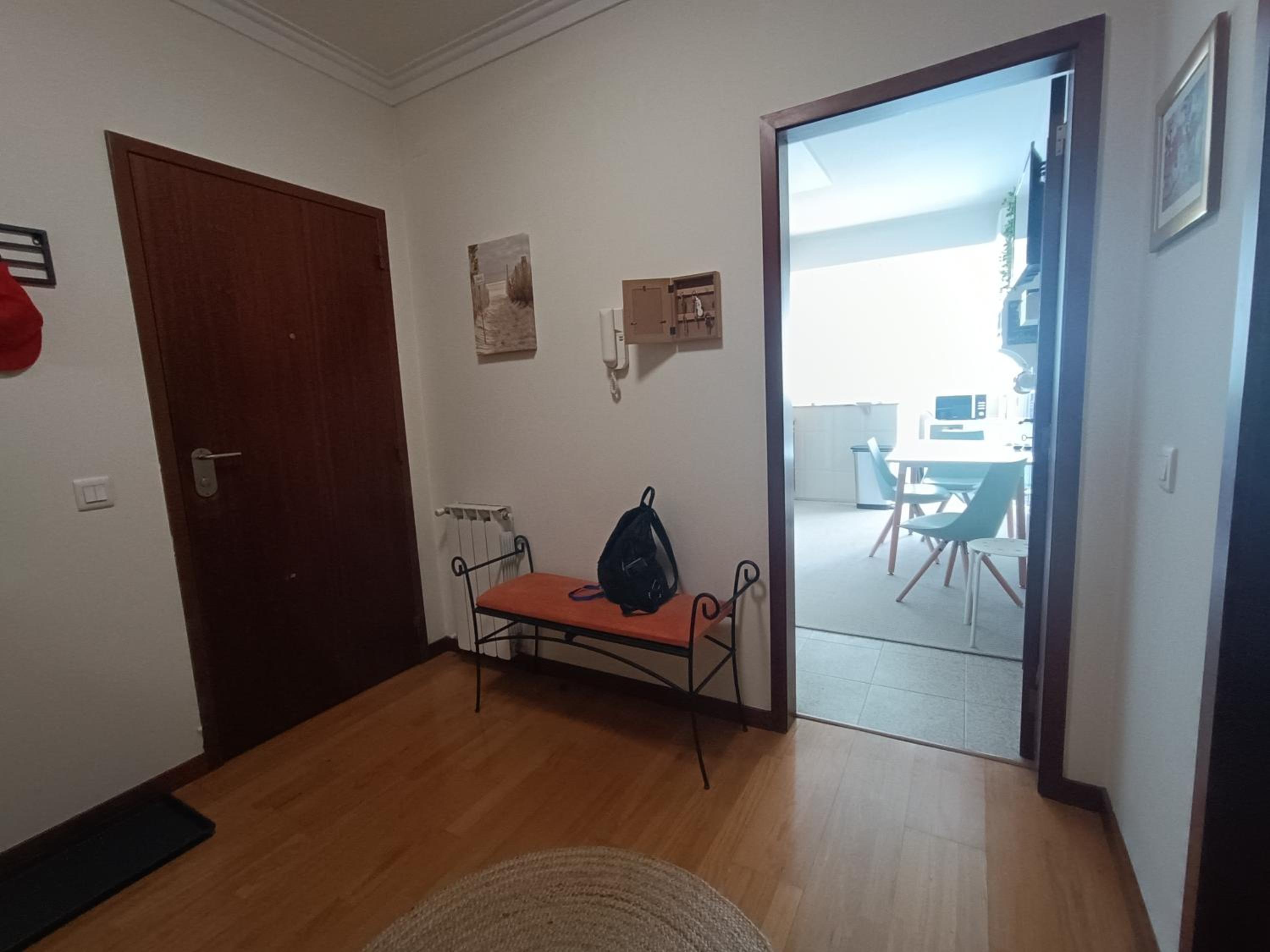 One-Bedroom Apartment photo 3