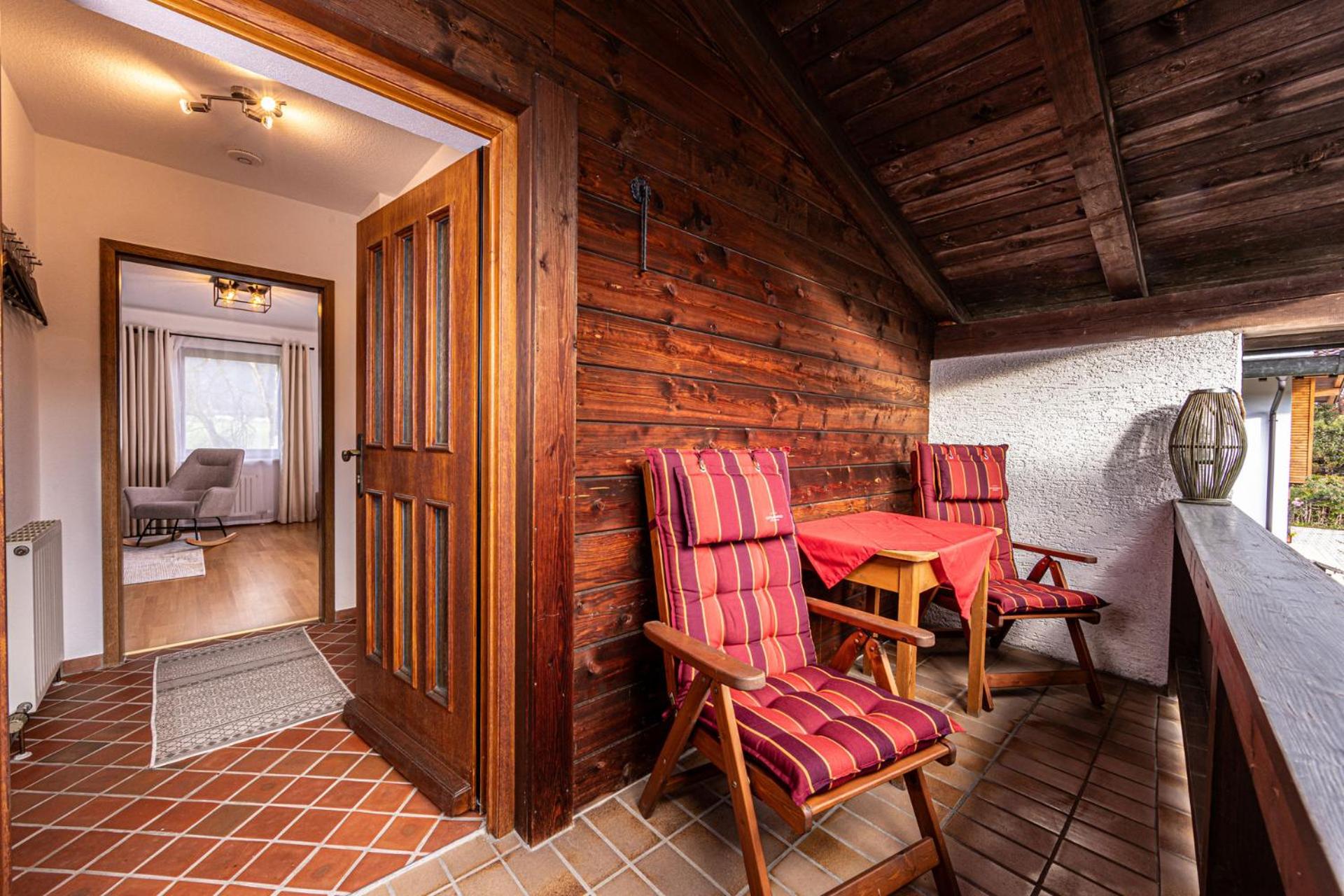 Apartment with Mountain View photo 3