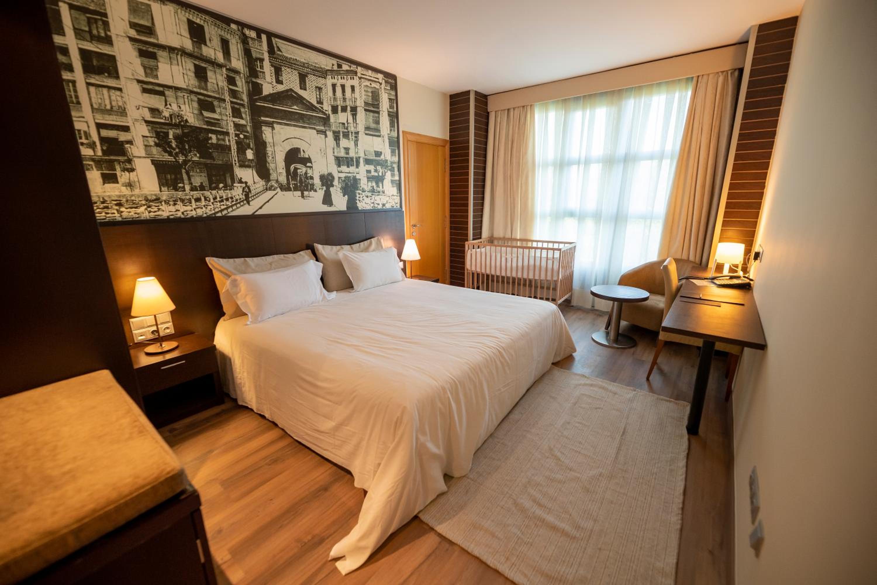 Double Room - Photo 1