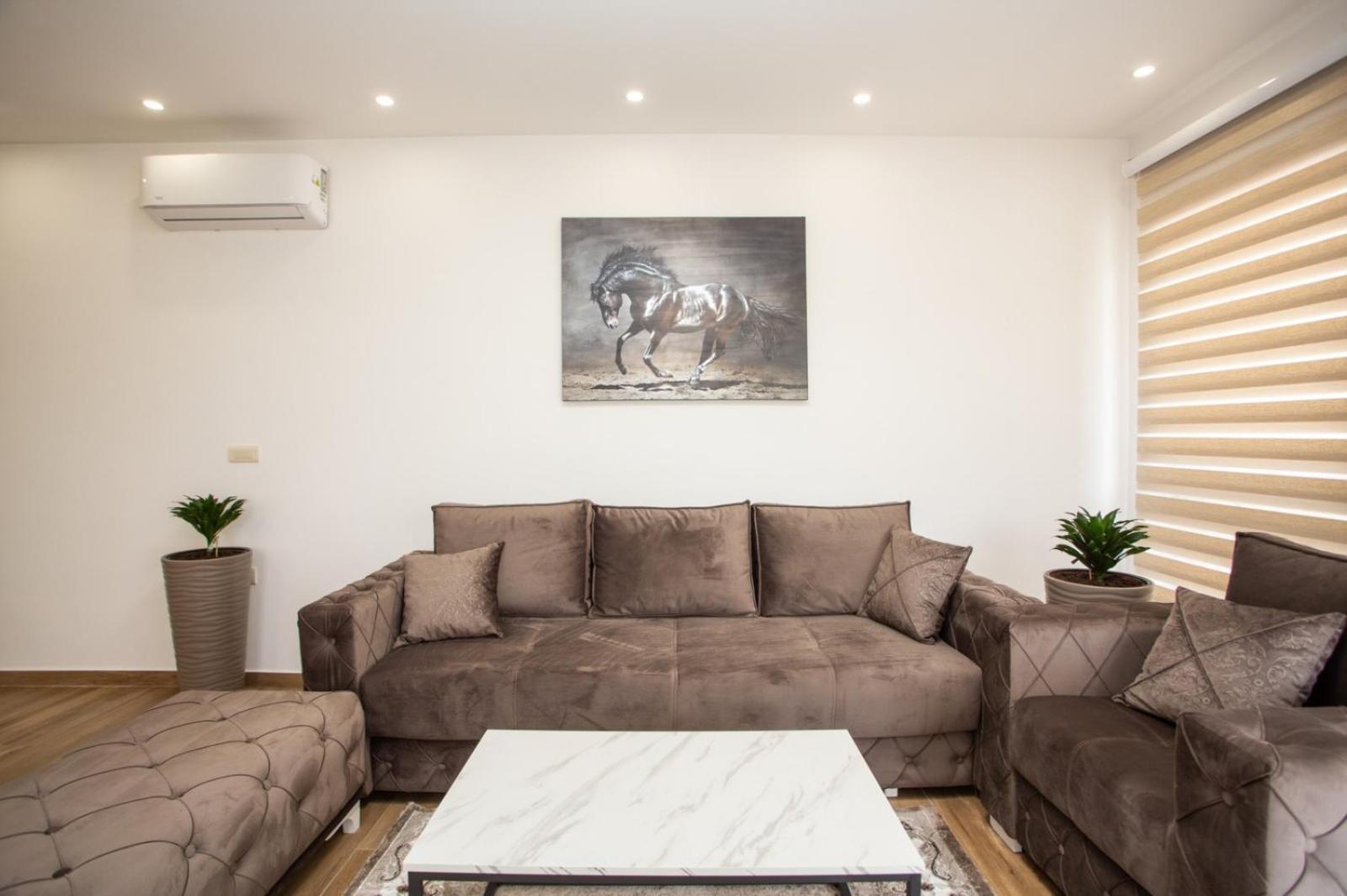Two-Bedroom Apartment with Garden View photo 2