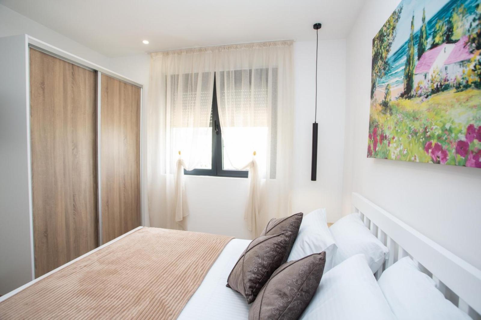 Two-Bedroom Apartment with Garden View photo 3