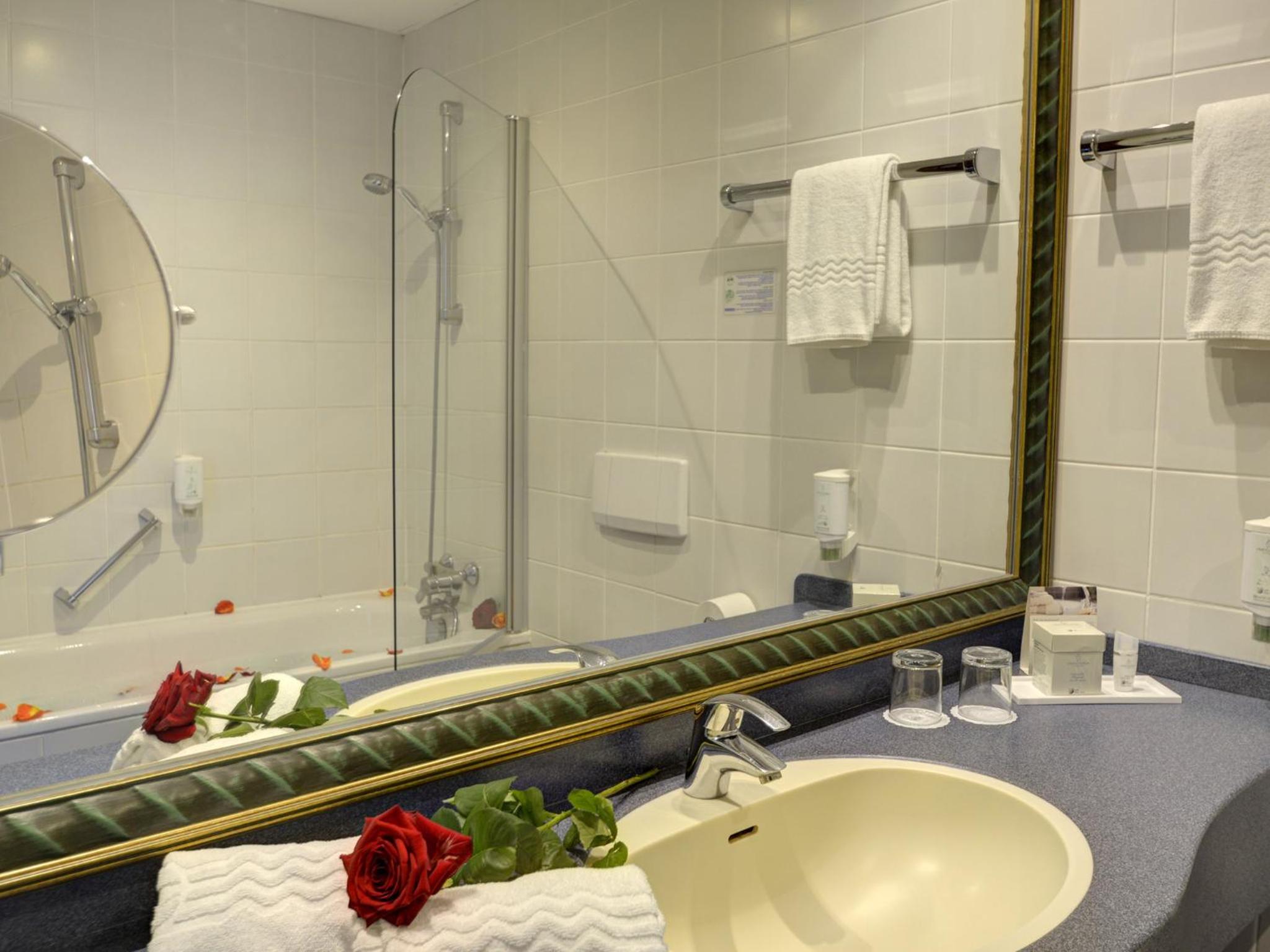 Standard Double Room - Photo 6