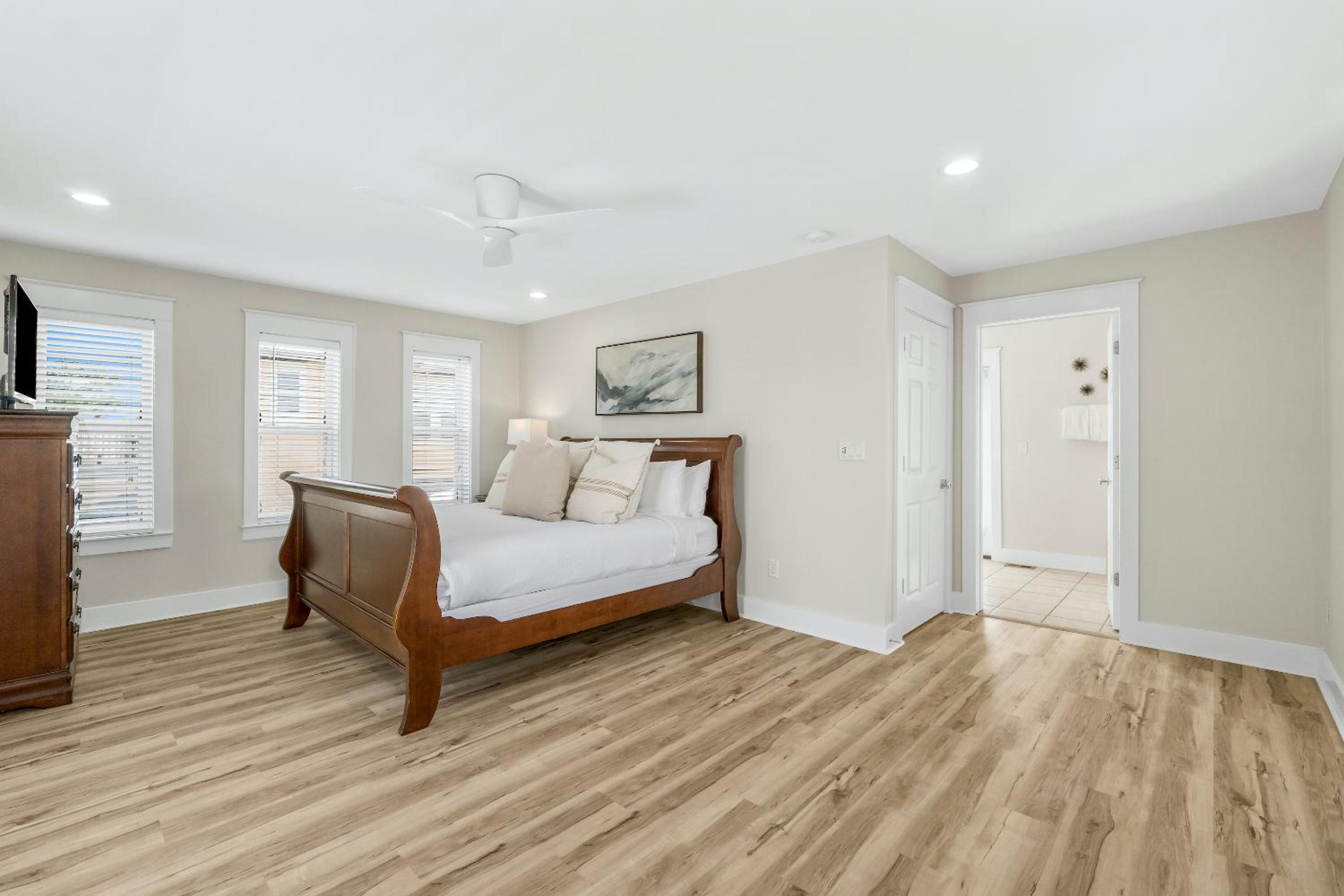 Four-Bedroom House photo 1