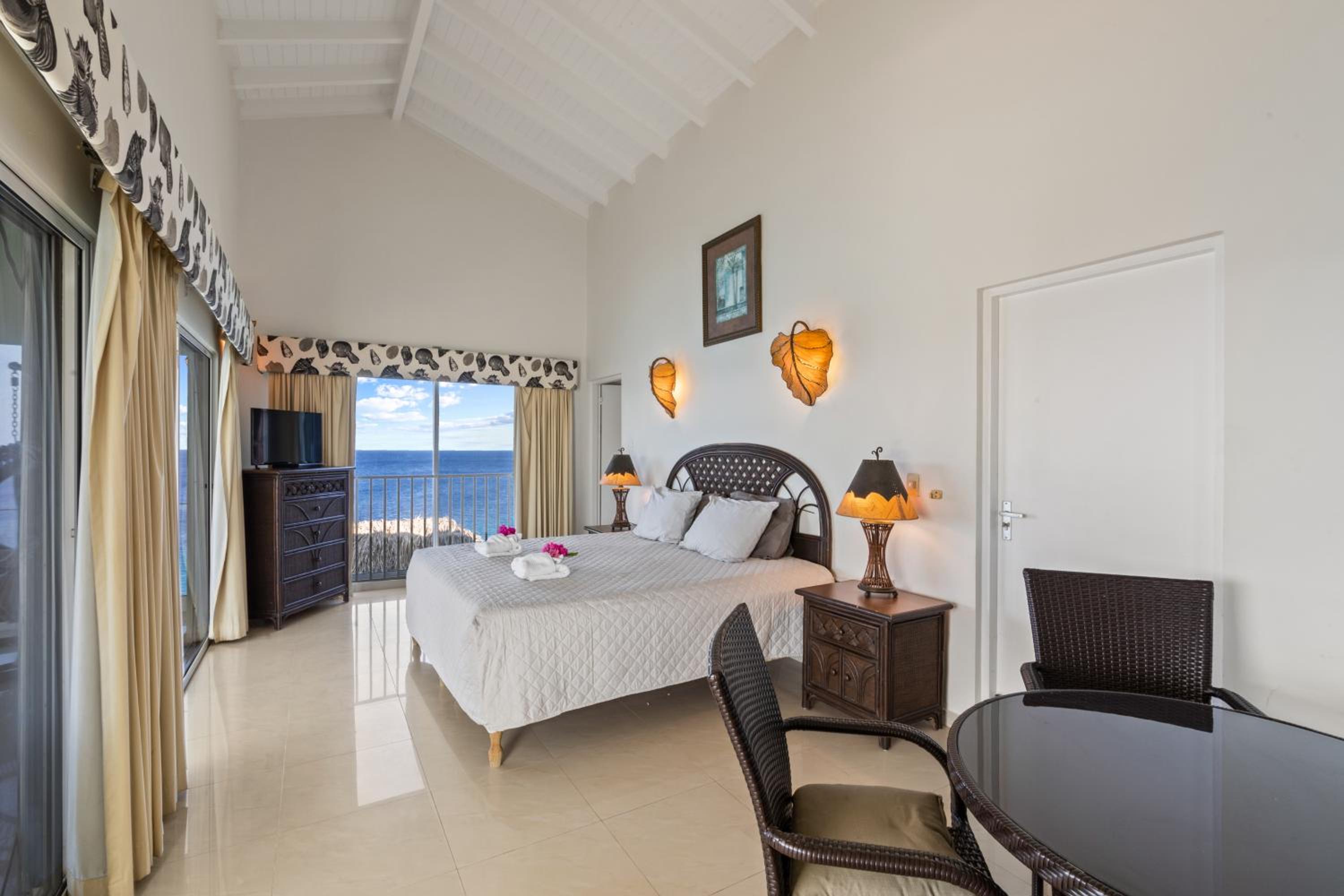 Villa with Sea View