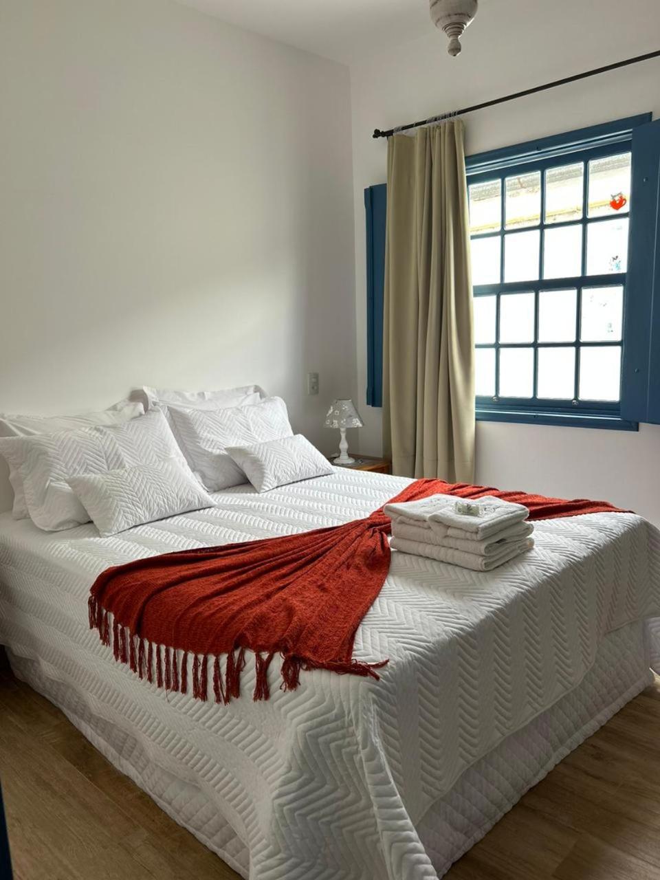 Queen Room photo 3