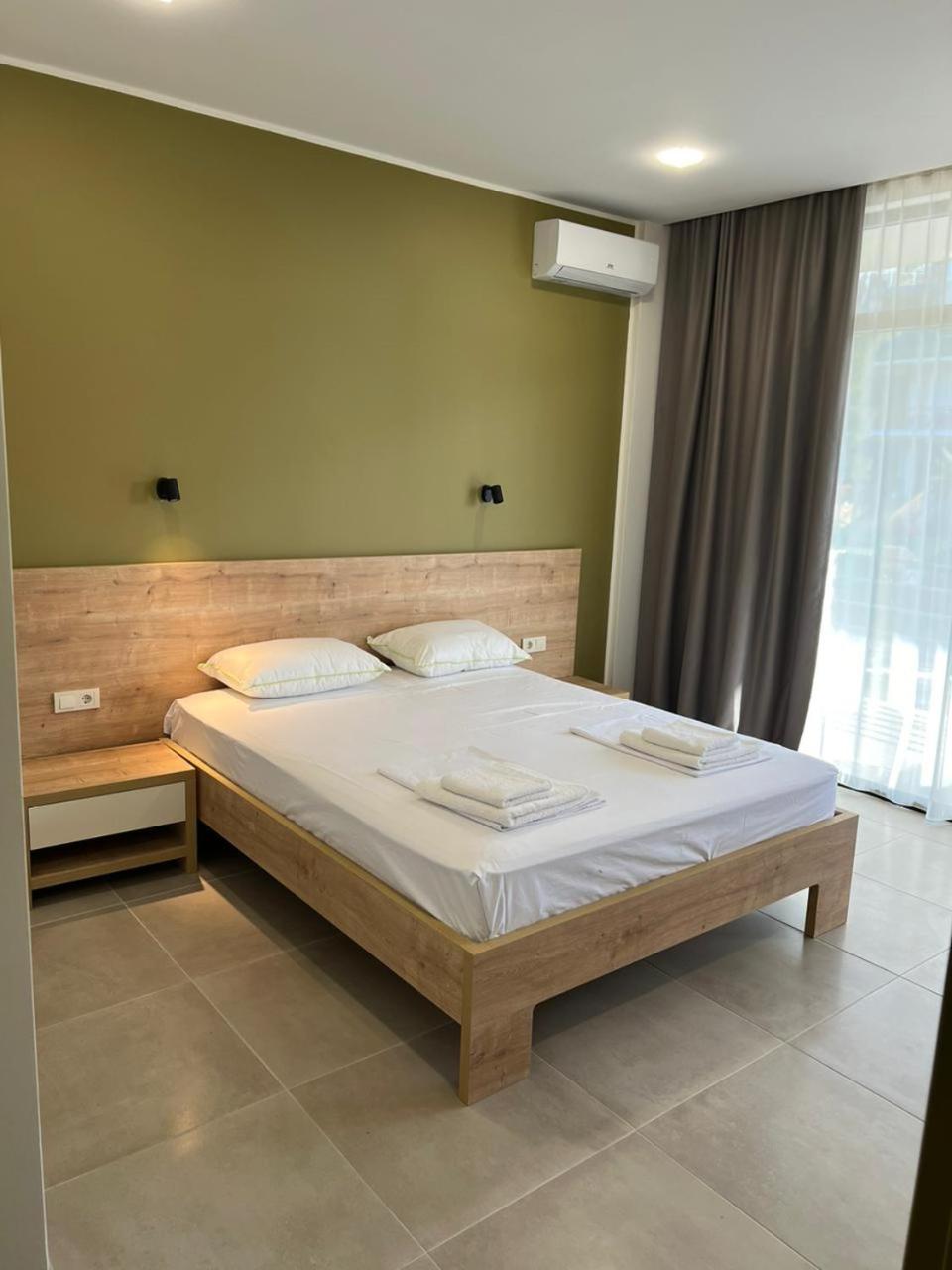 Three-Bedroom Vacation Home  photo 1