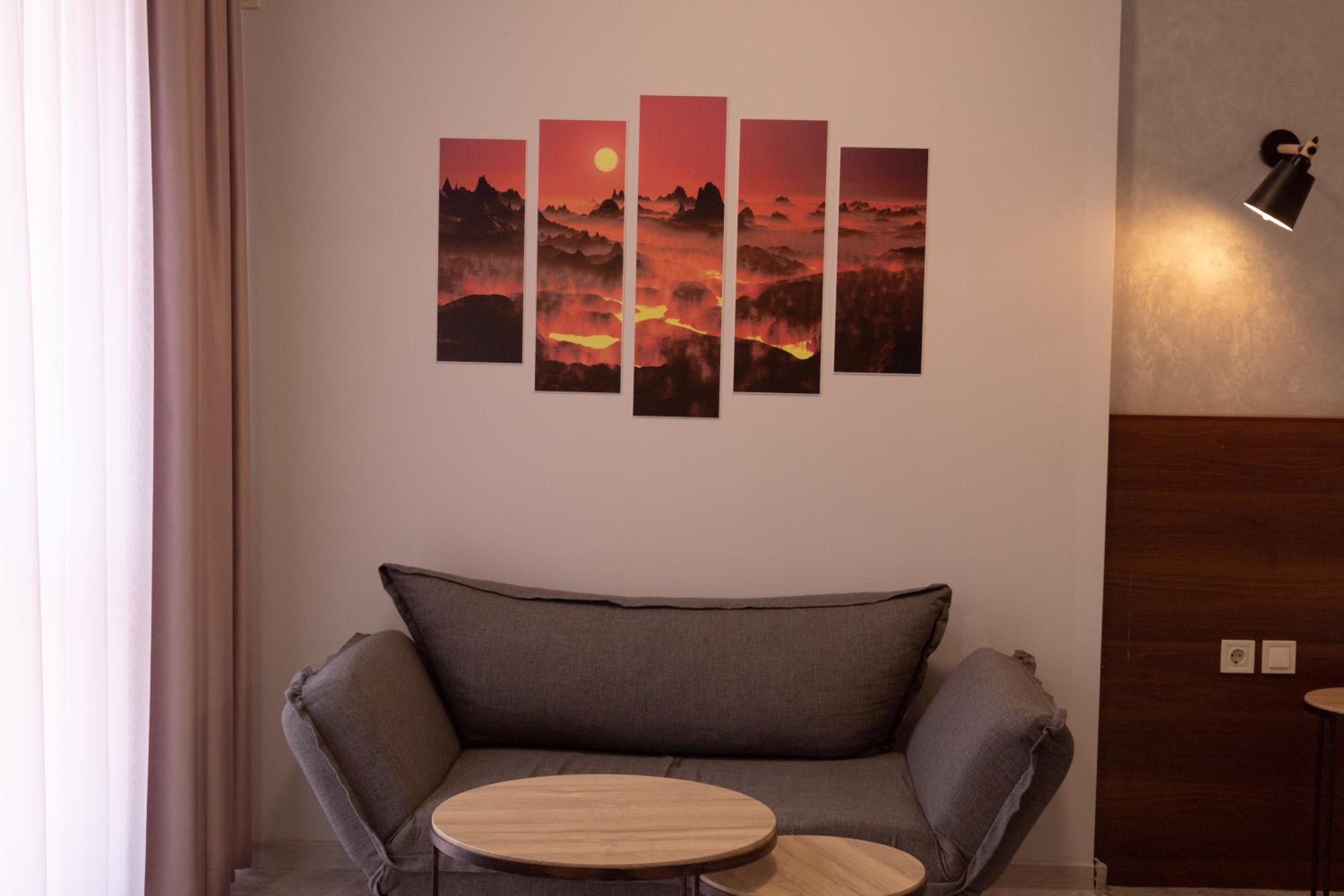 Superior Studio - Photo 5