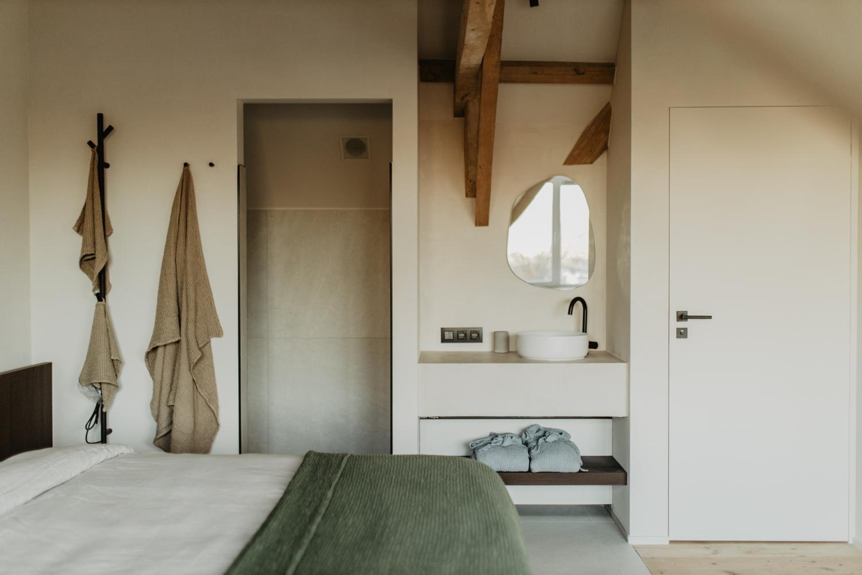 Suite with Garden View photo 2