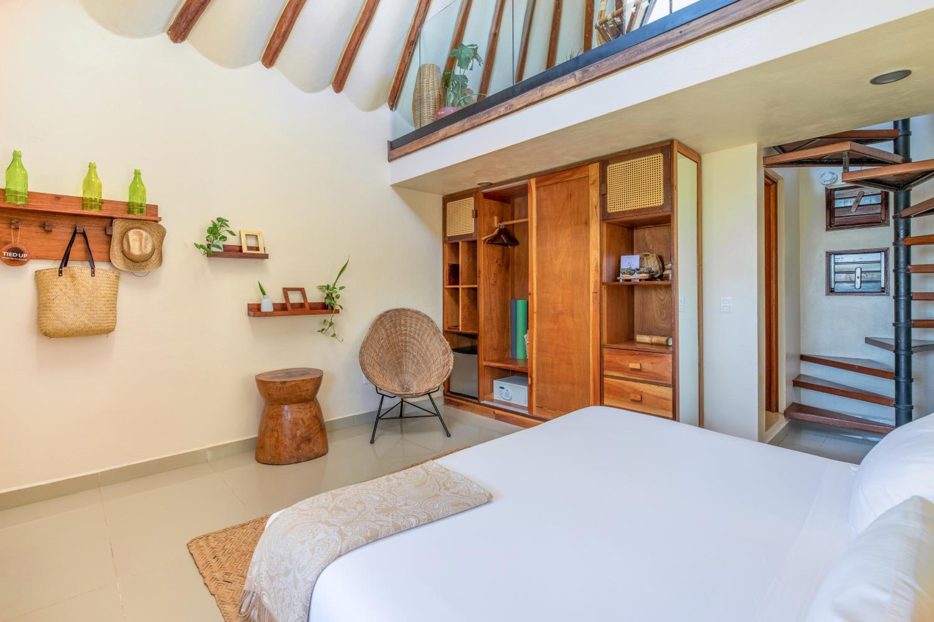 Available room