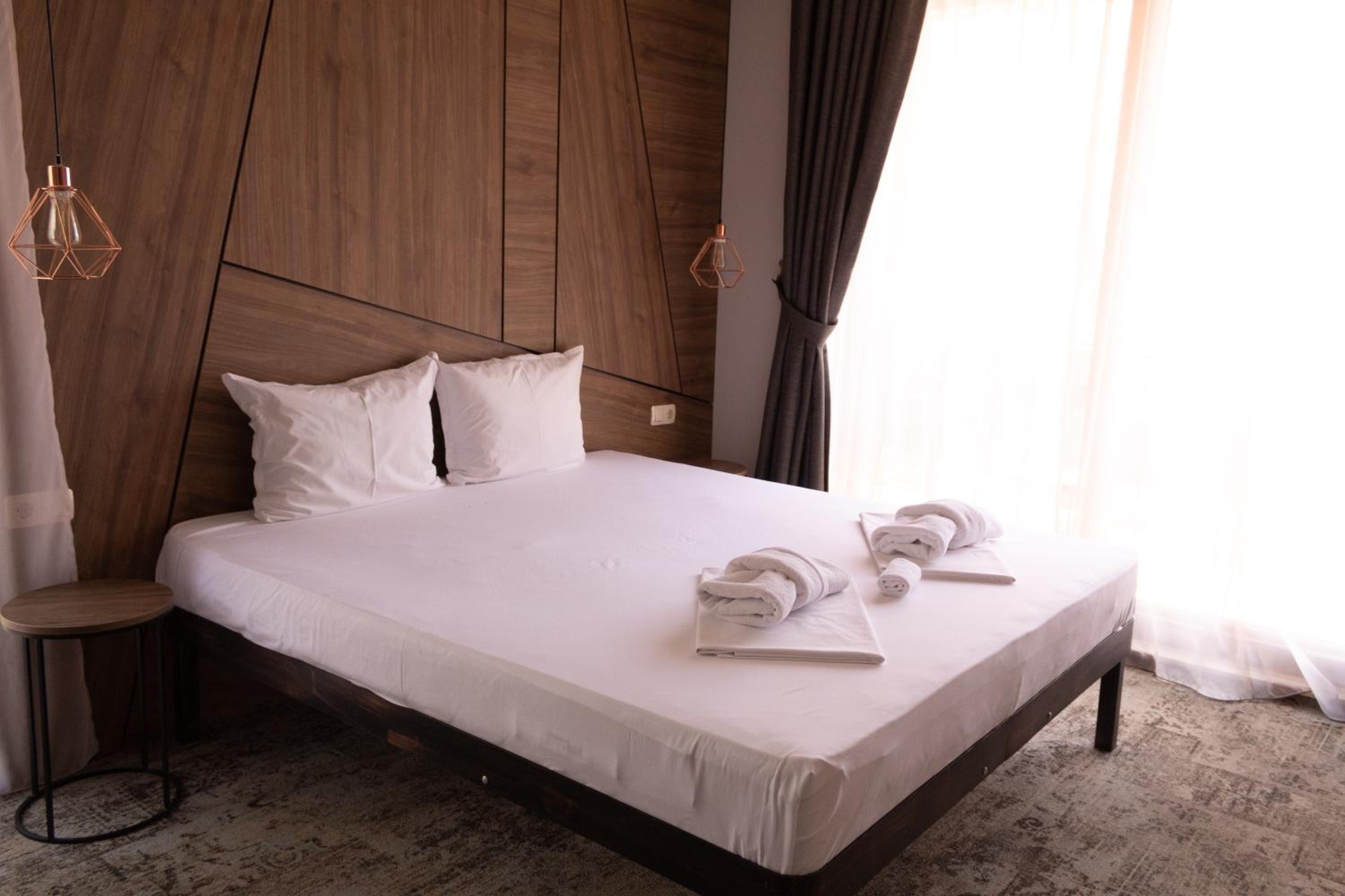 Double or Twin Room with Balcony - Photo 1