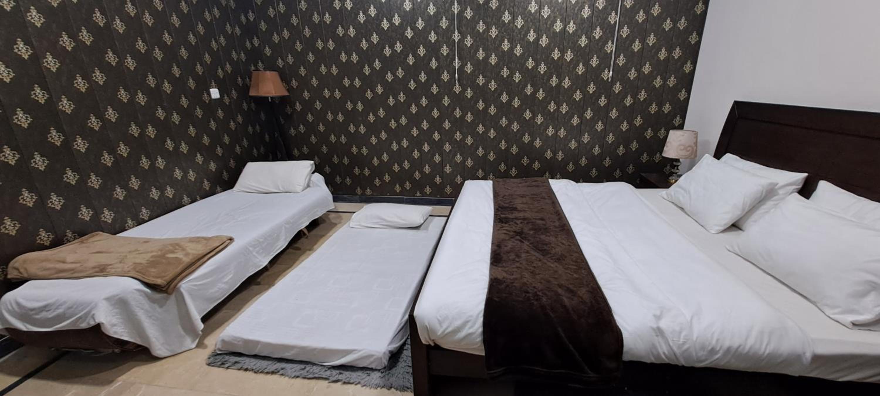Economy Double Room photo 3