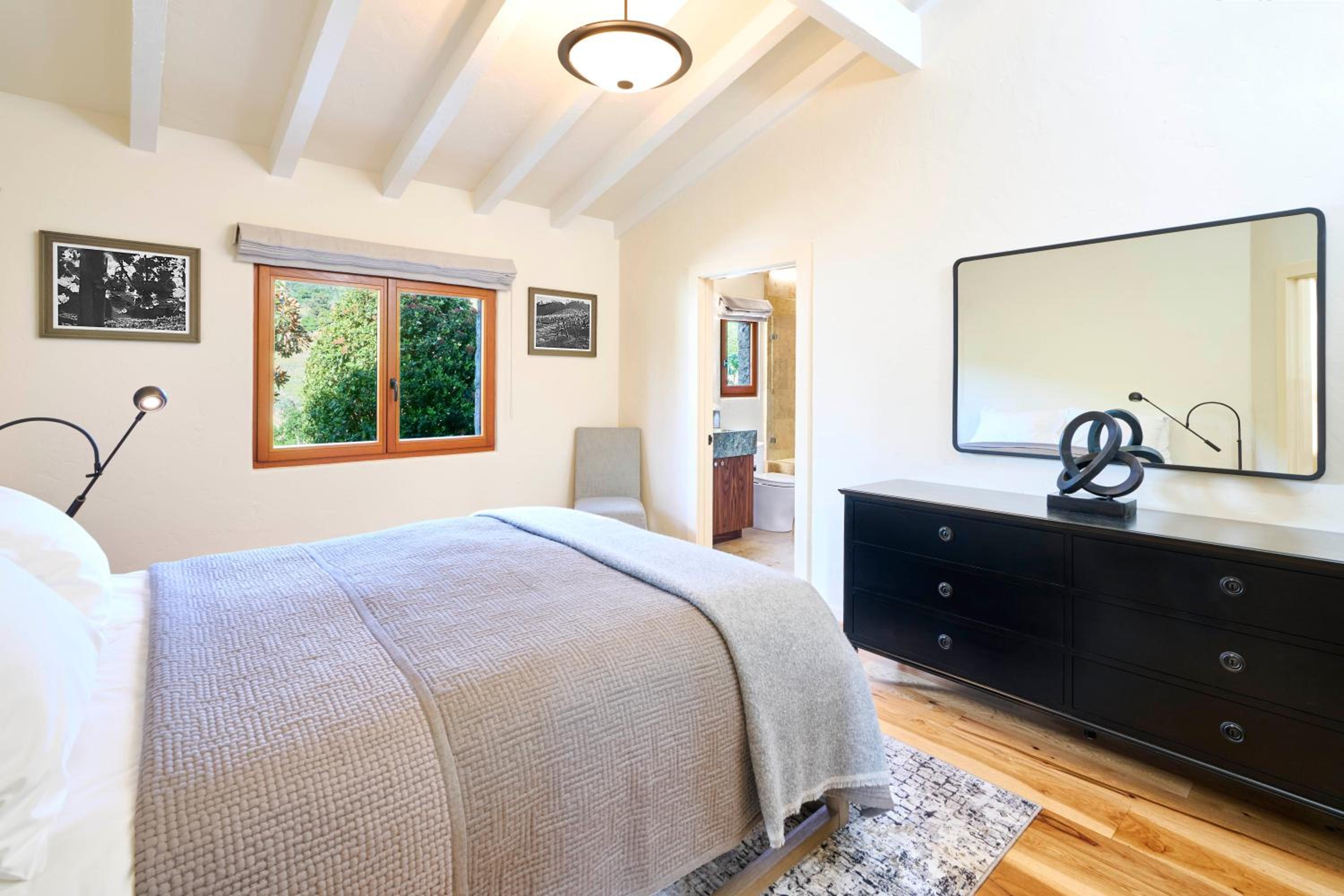 Villa photo 1