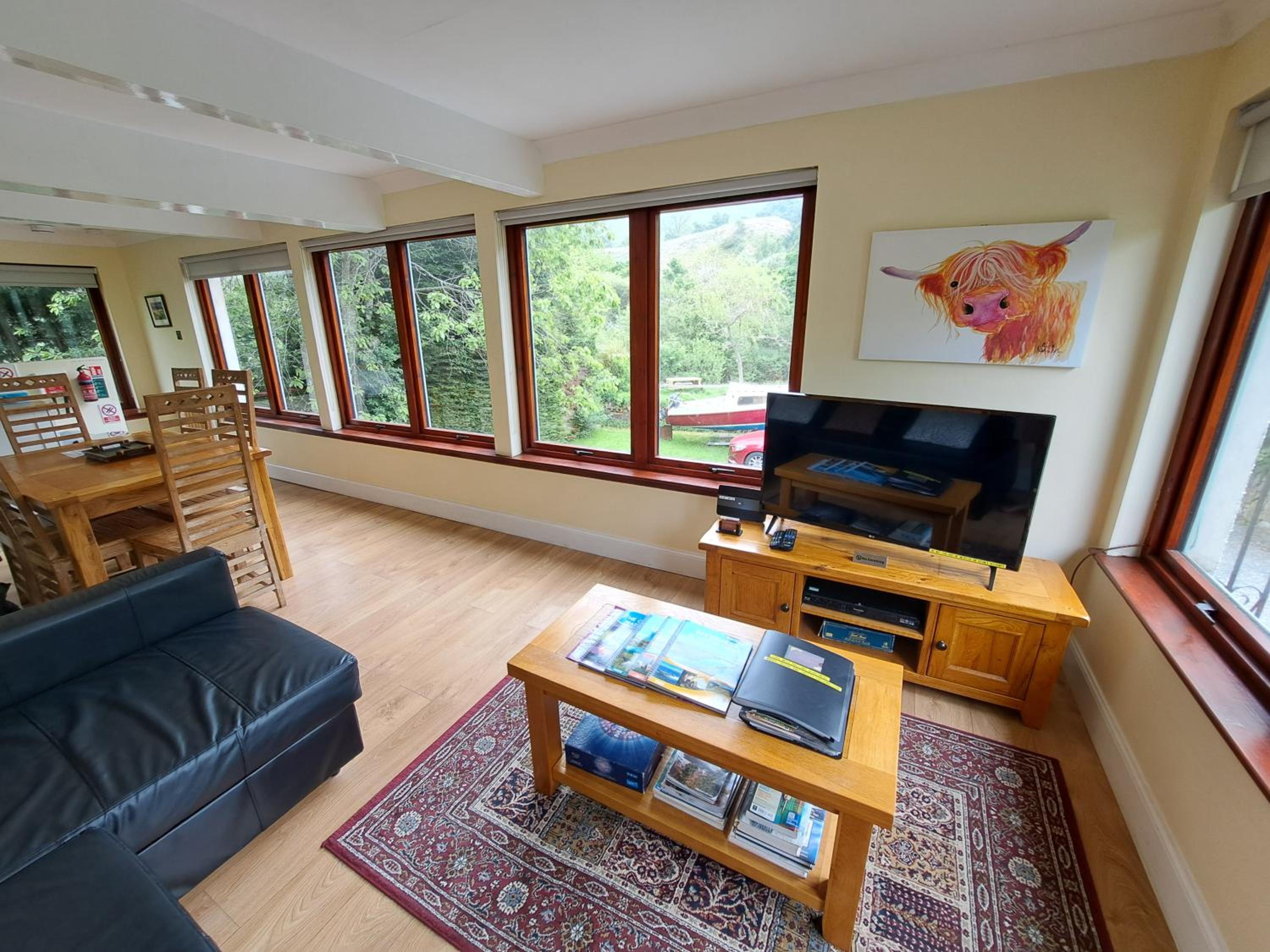 Apartment with Terrace - Photo 1
