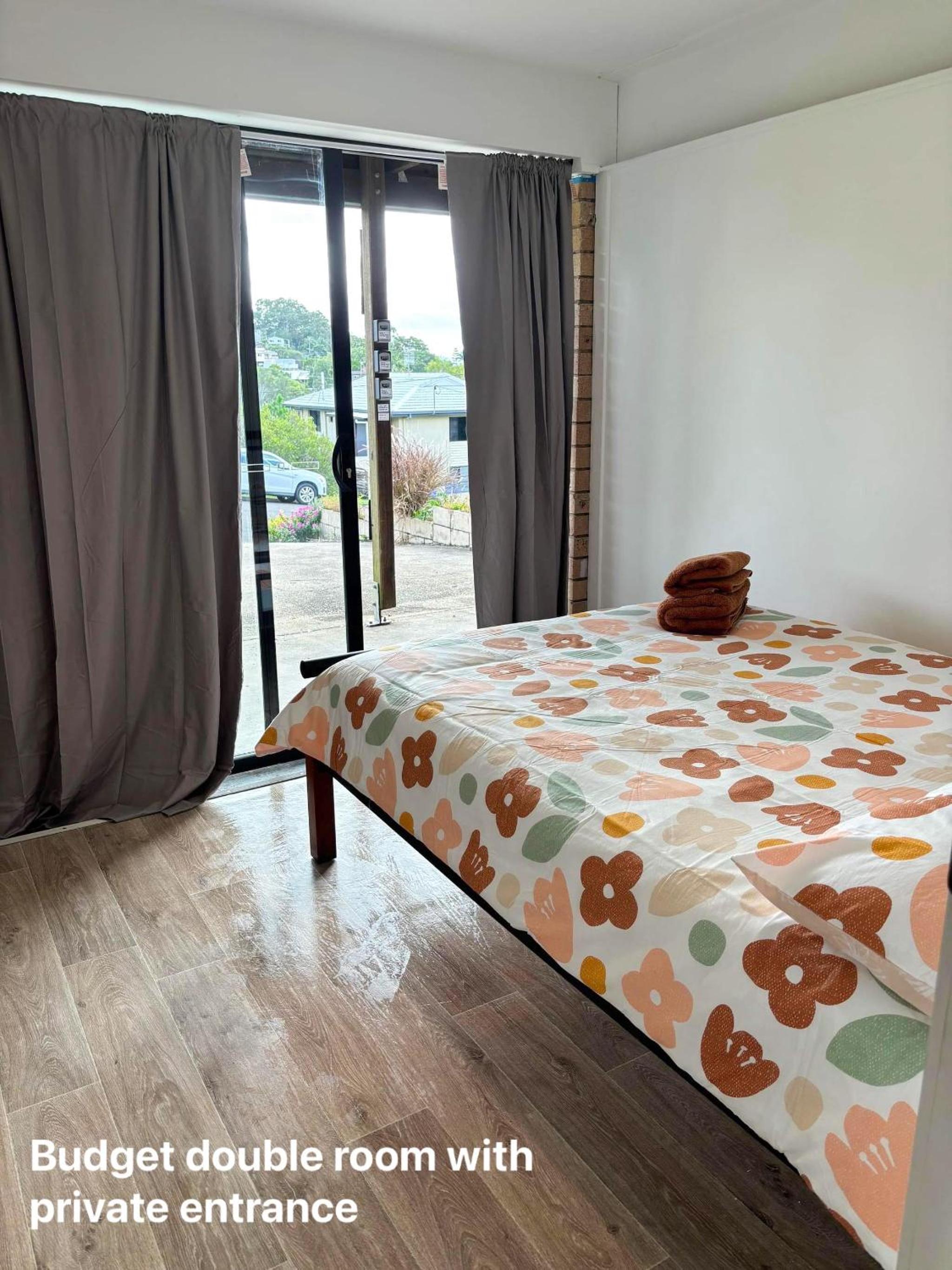 Budget Double Room photo 2