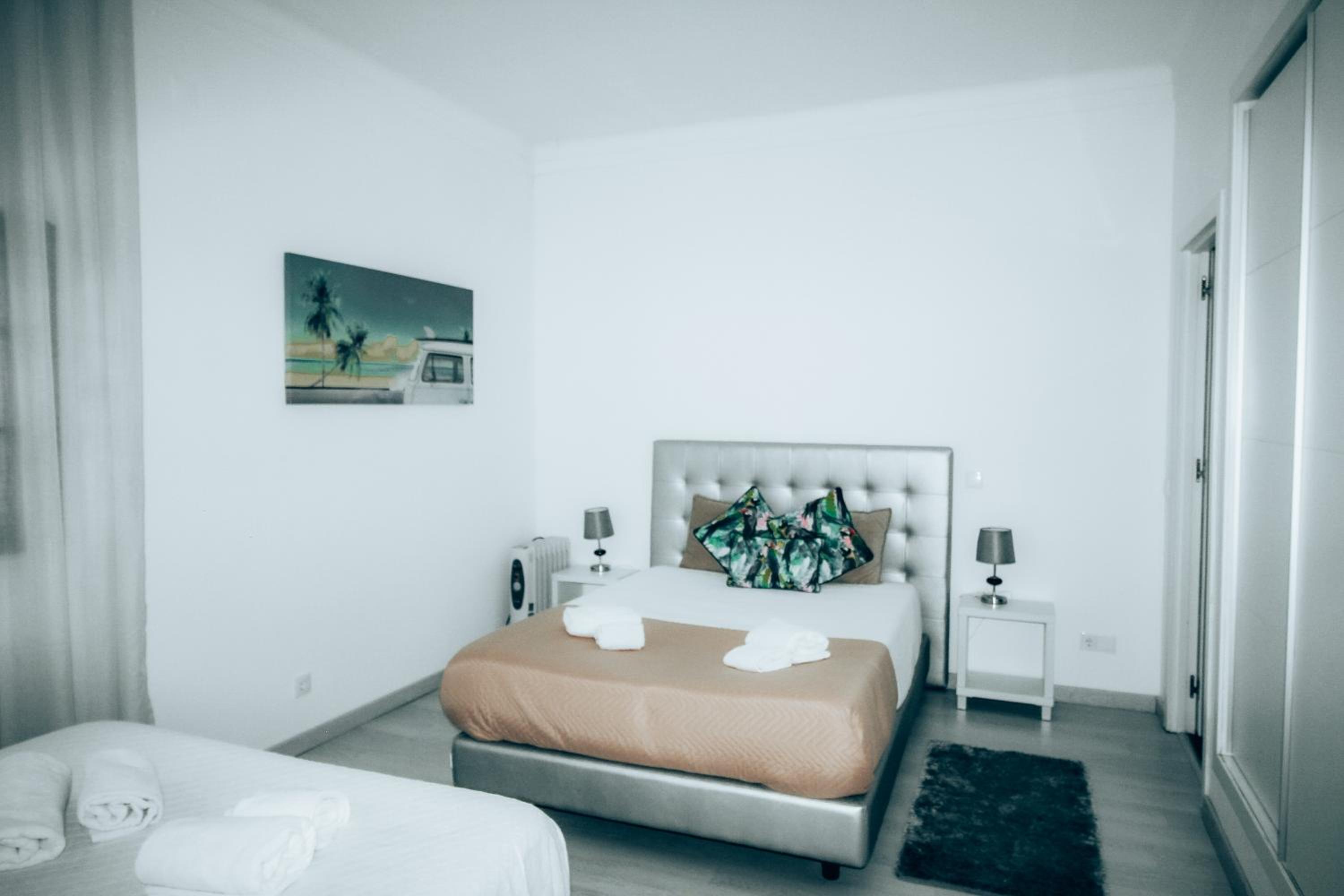 Two-Bedroom Apartment - Photo 16