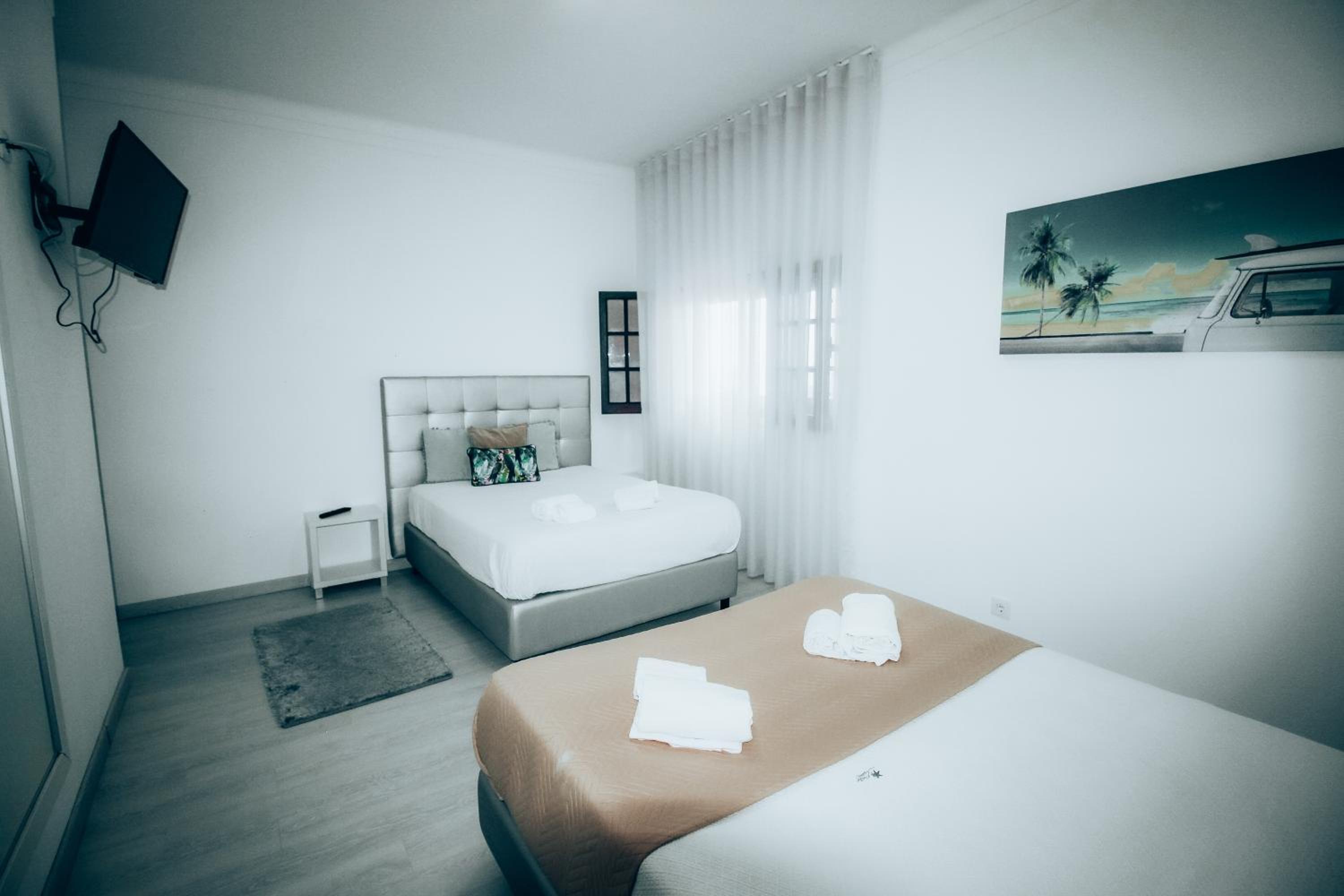 Two-Bedroom Apartment - Photo 43