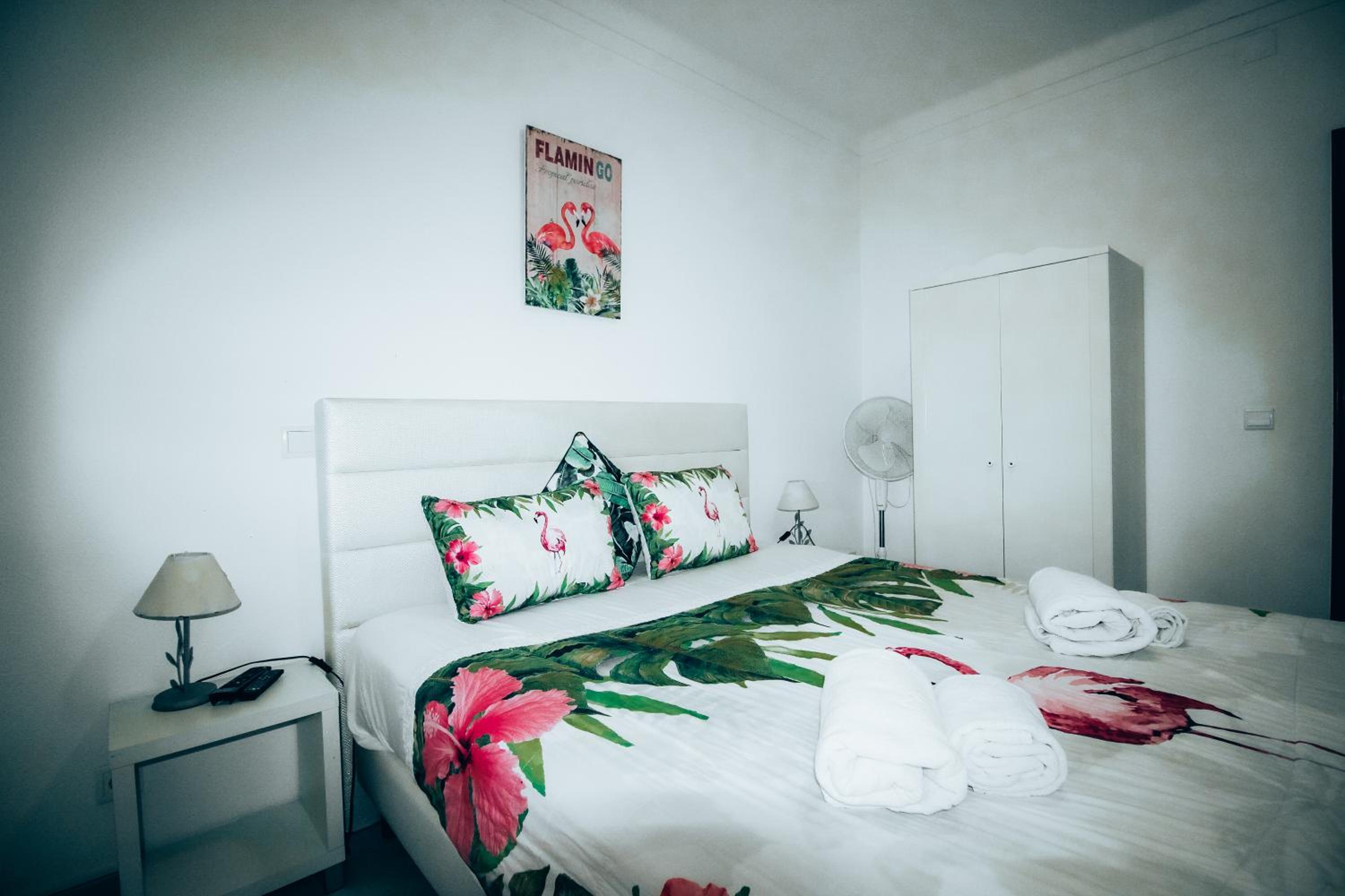 Two-Bedroom Apartment - Photo 31