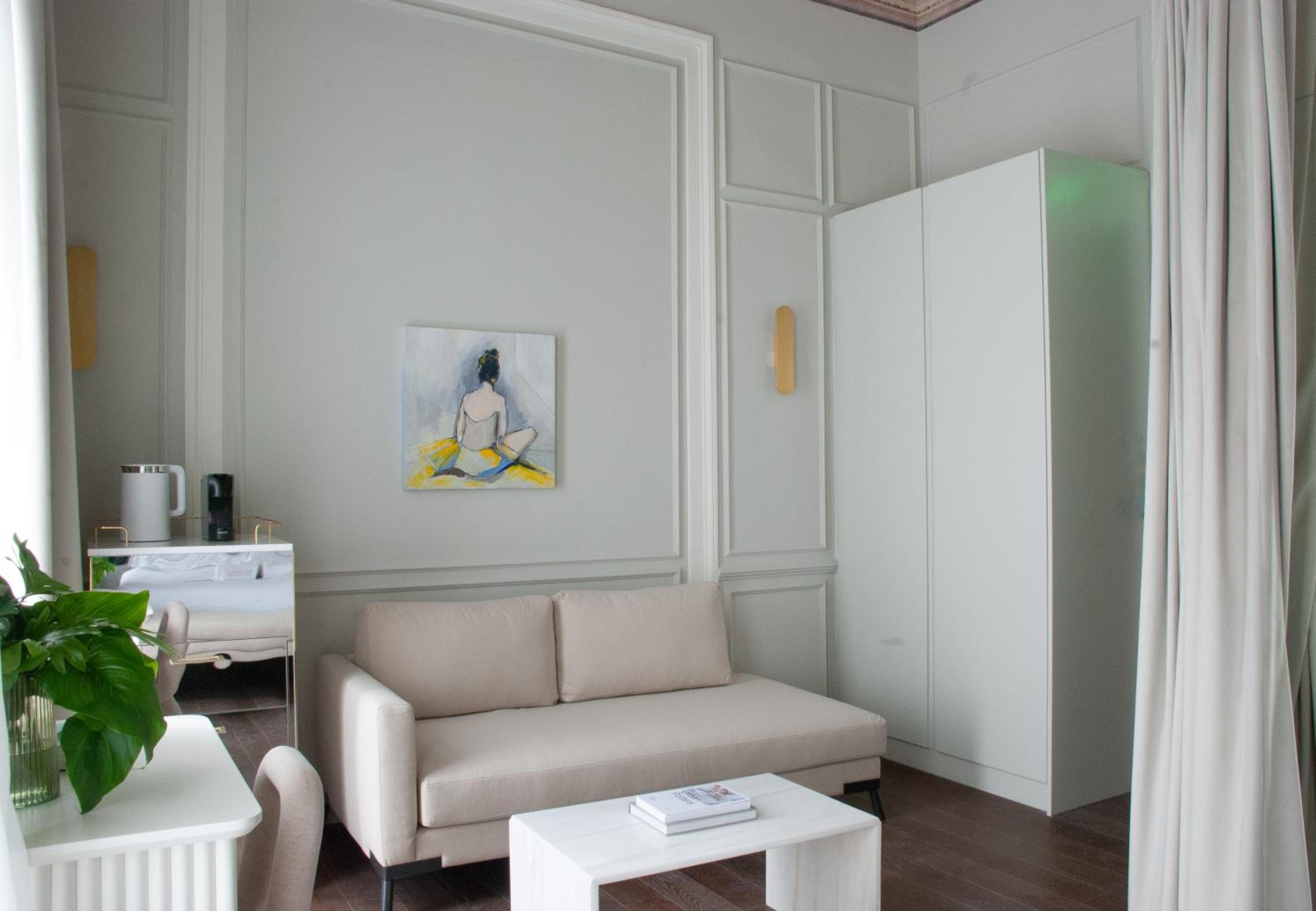 Junior Suite with Balcony photo 3
