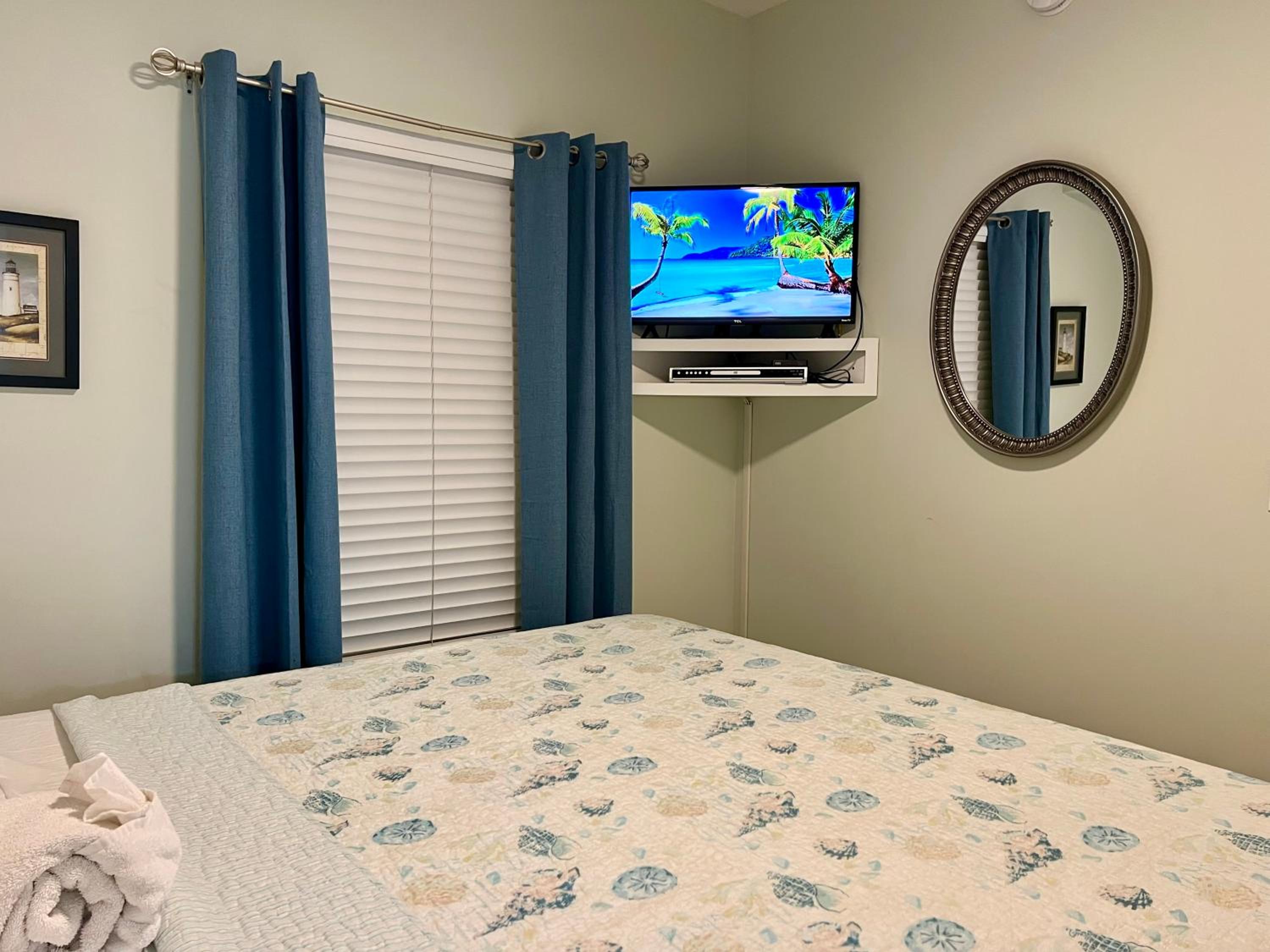 Three-Bedroom Apartment photo 2