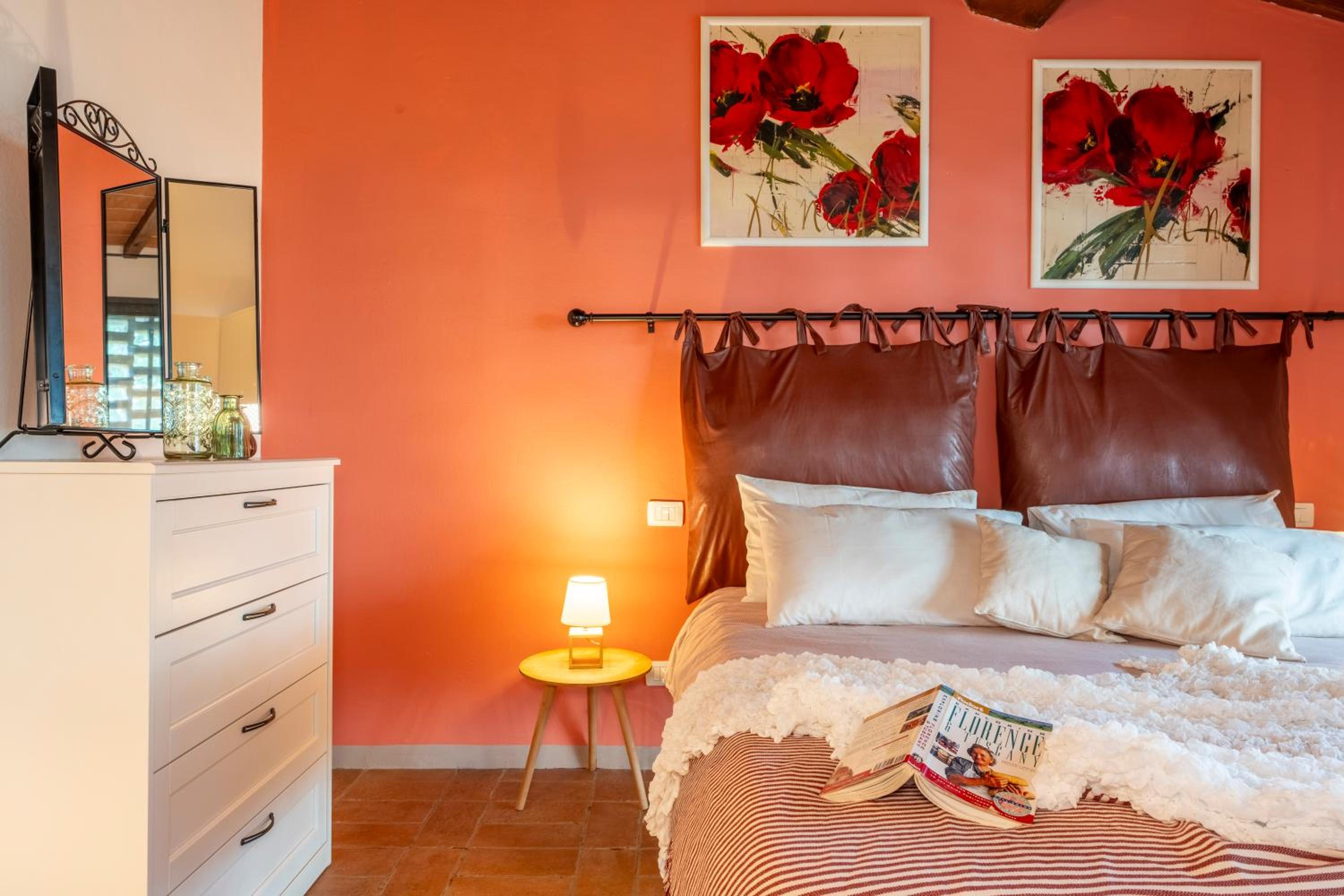 One-Bedroom House photo 1