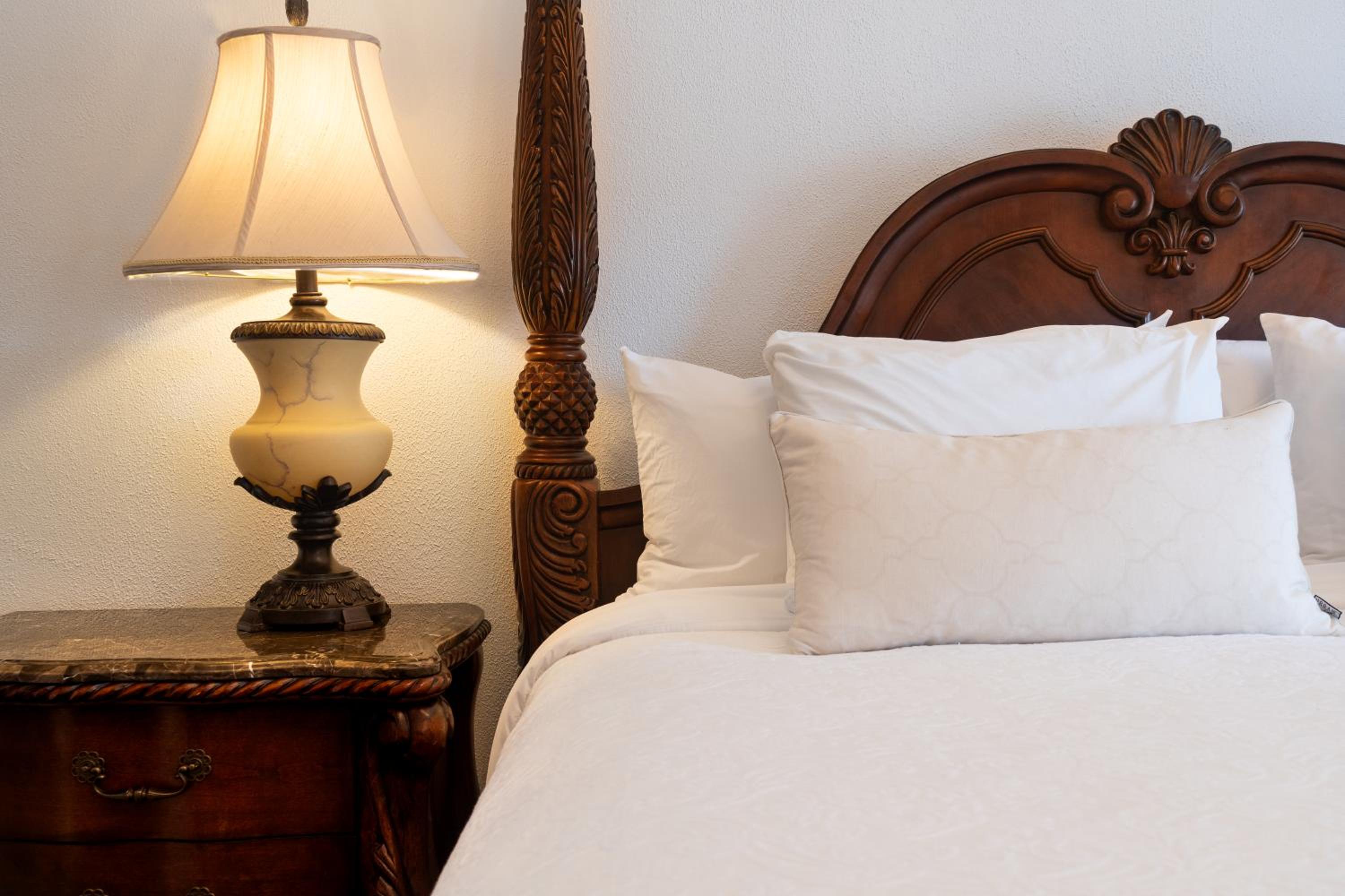 Standard Suite - Photo 1