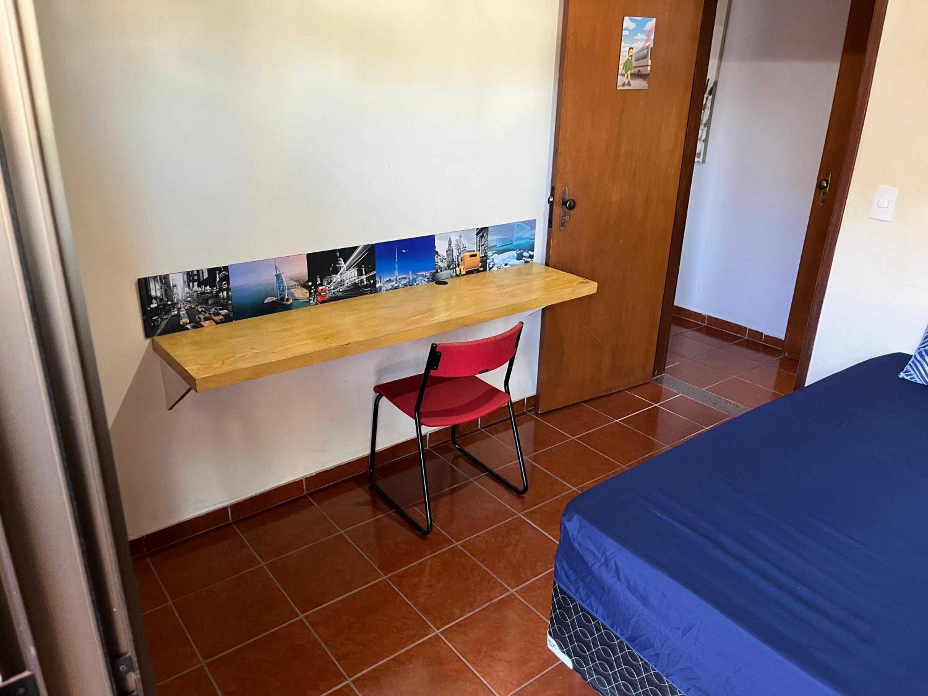 Single Room With Shared Bathroom photo 1
