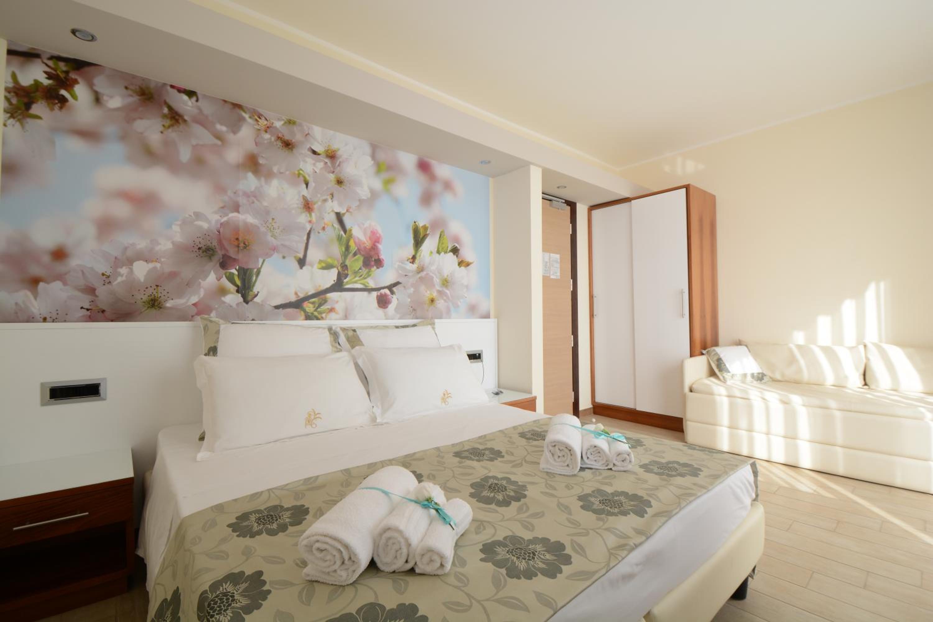 Triple Room With Balcony photo 3