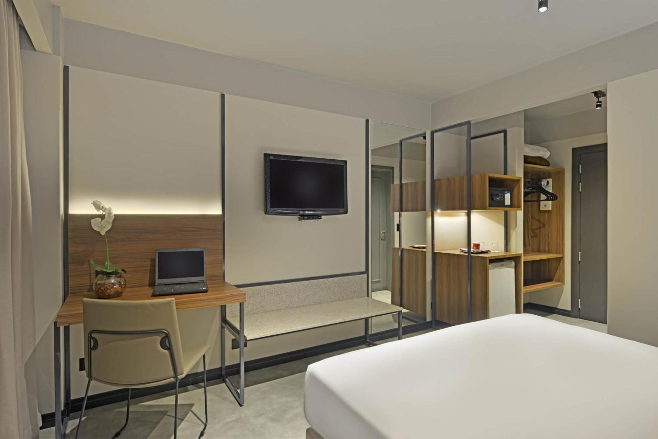 Standard Room with Double Bed photo 1