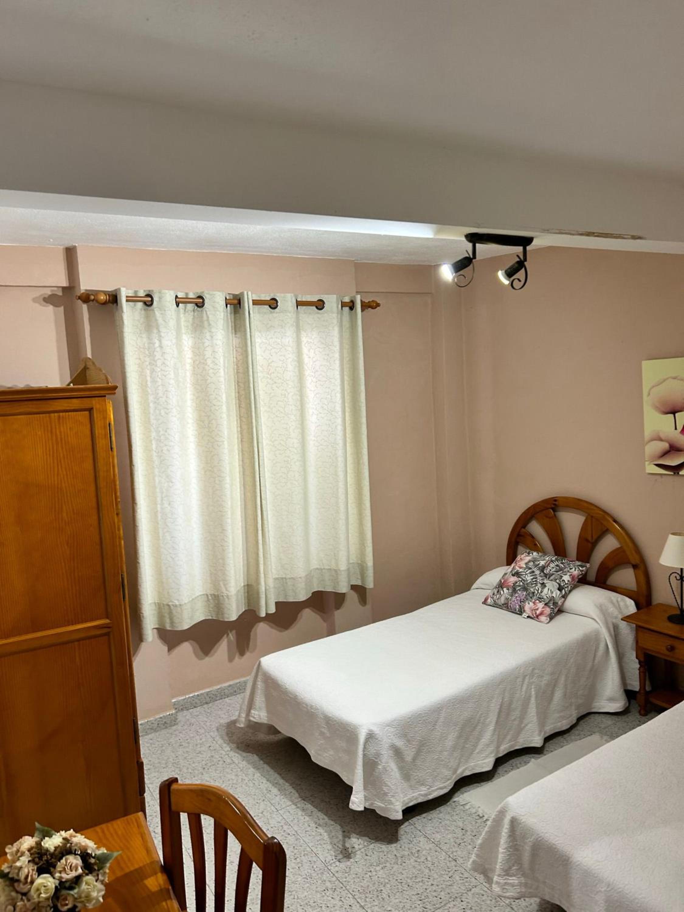 Two-Bedroom Deluxe Apartment with Garden View photo 3