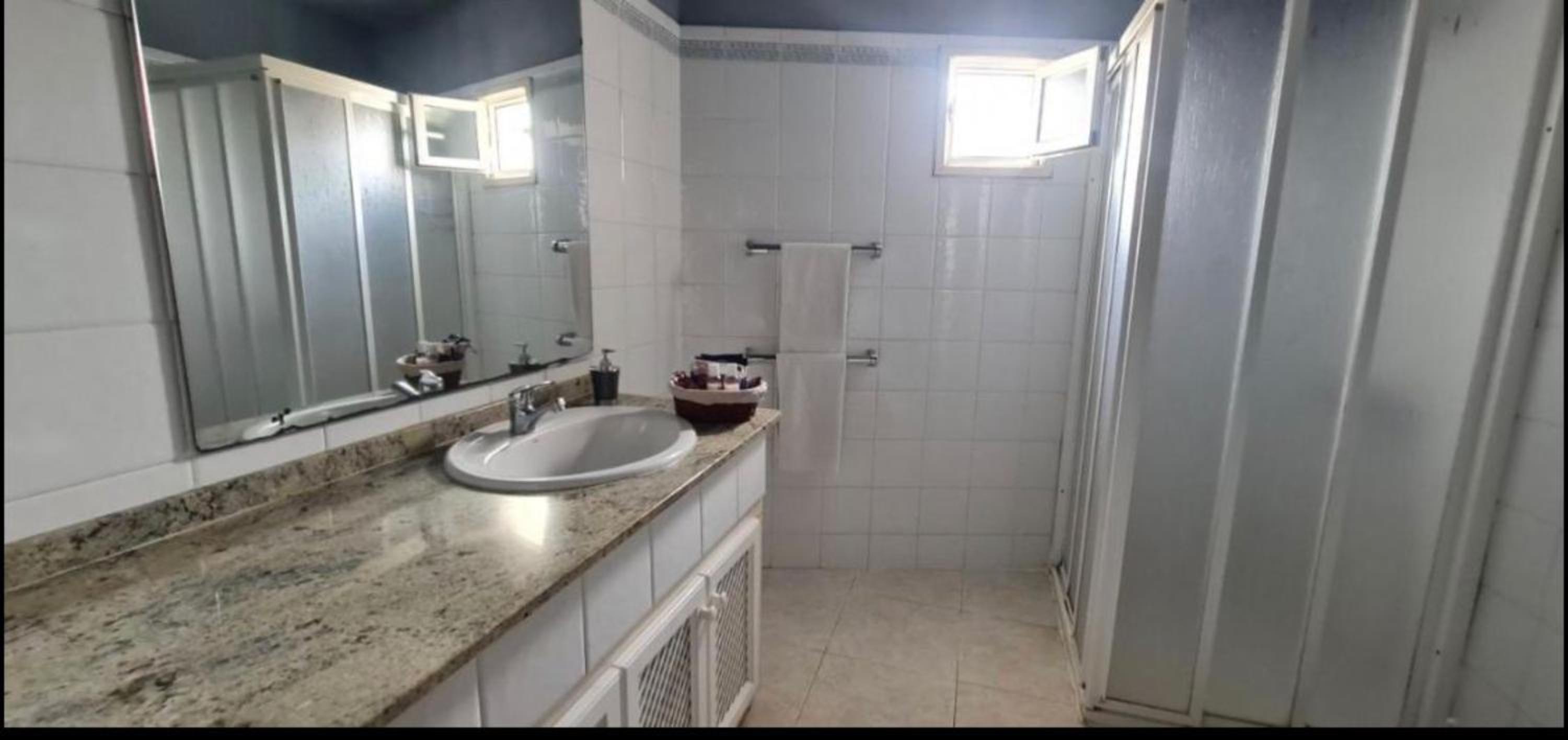 Two-Bedroom Deluxe Apartment with Garden View photo 3