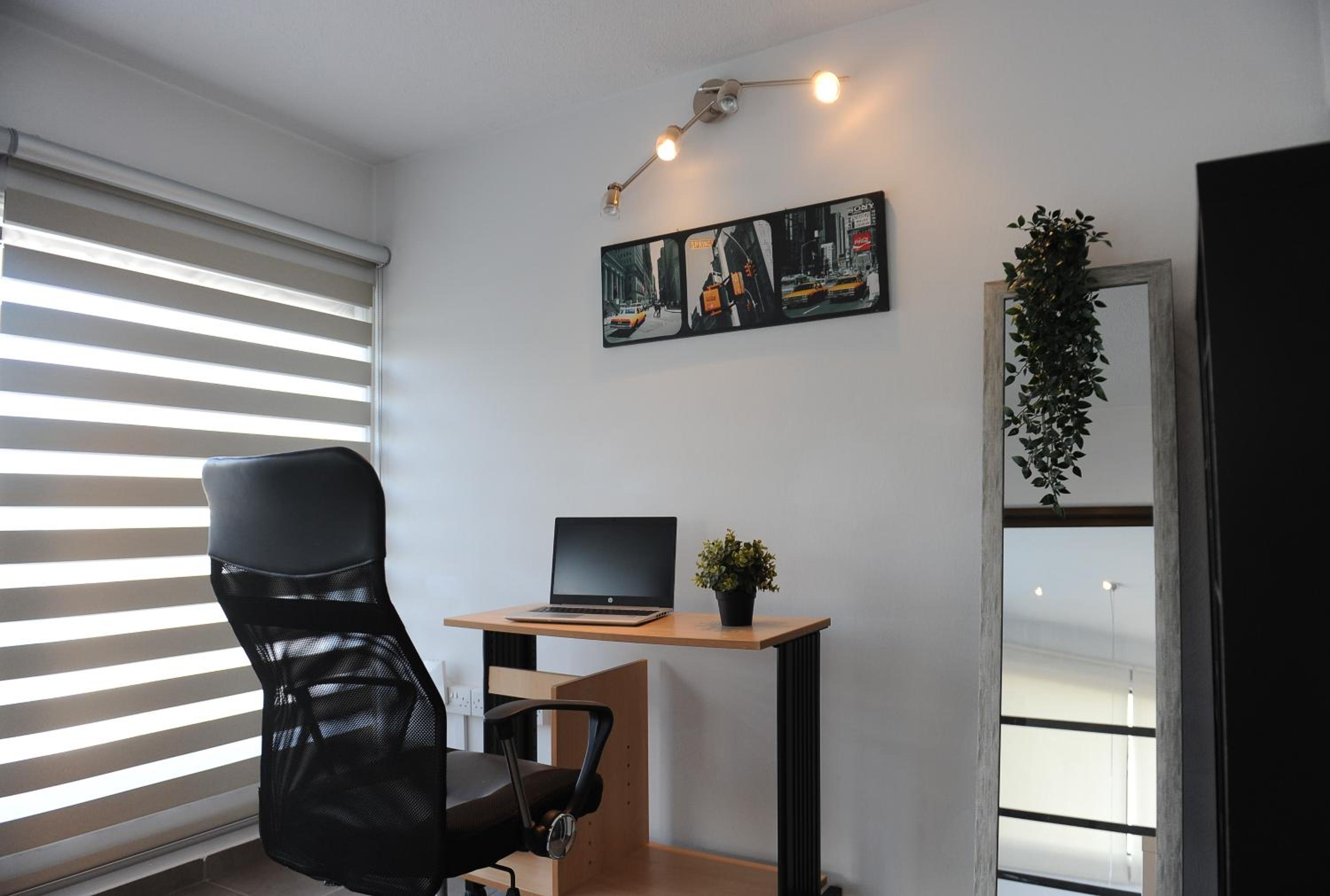 Two-Bedroom Apartment with Terrace photo 3