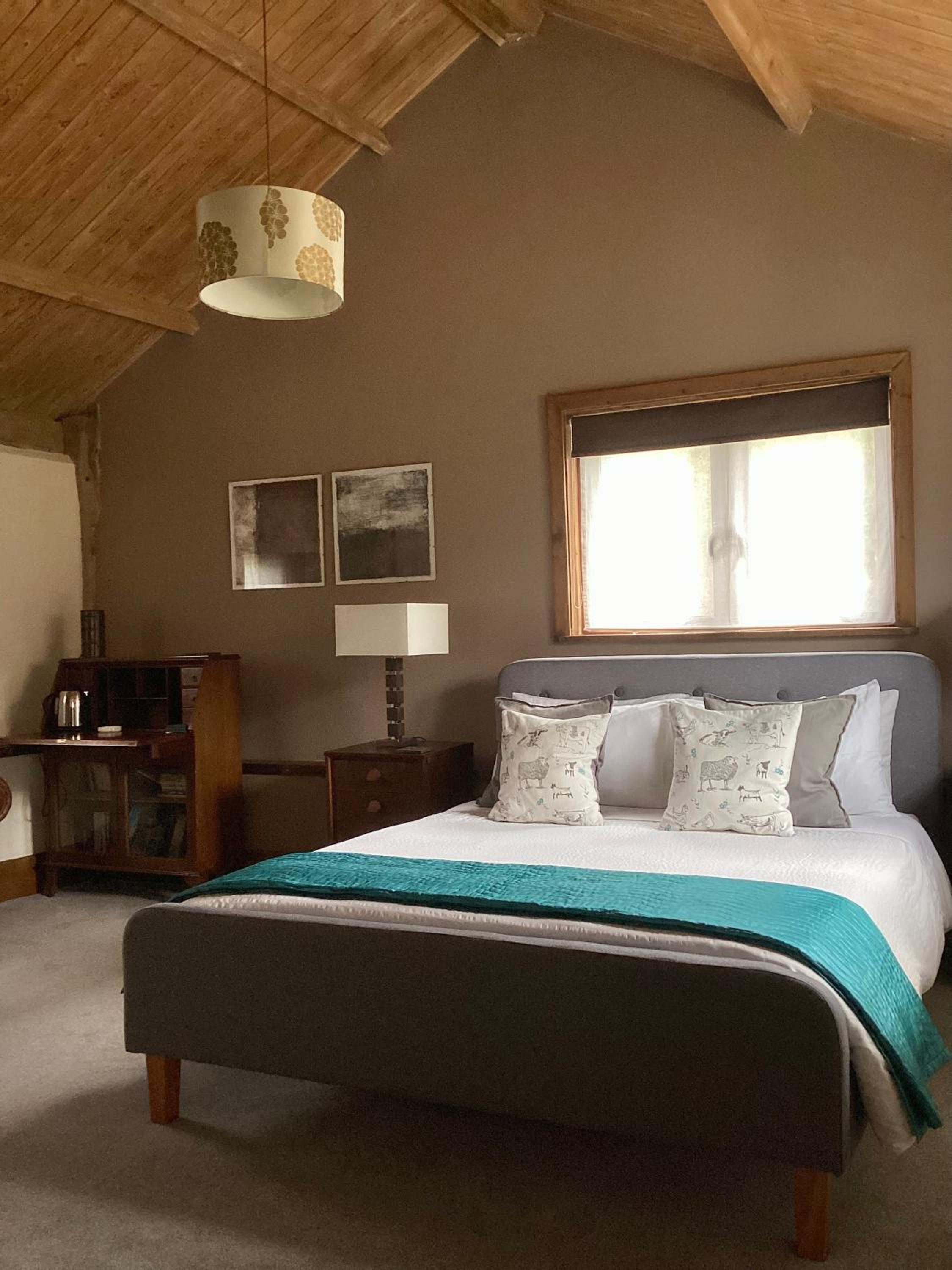 Deluxe King Room photo 3