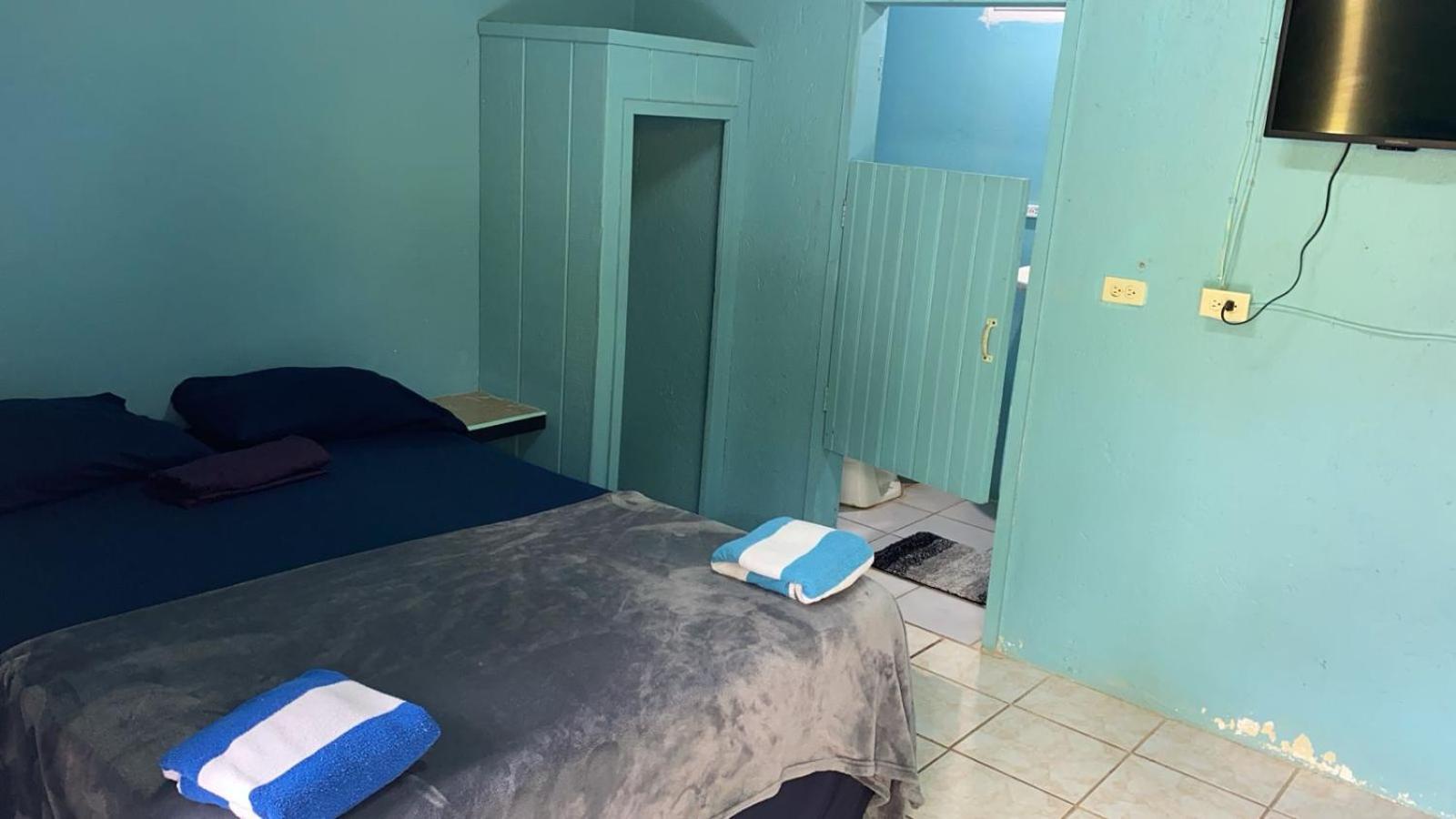 Standard Double Room with Fan photo 2