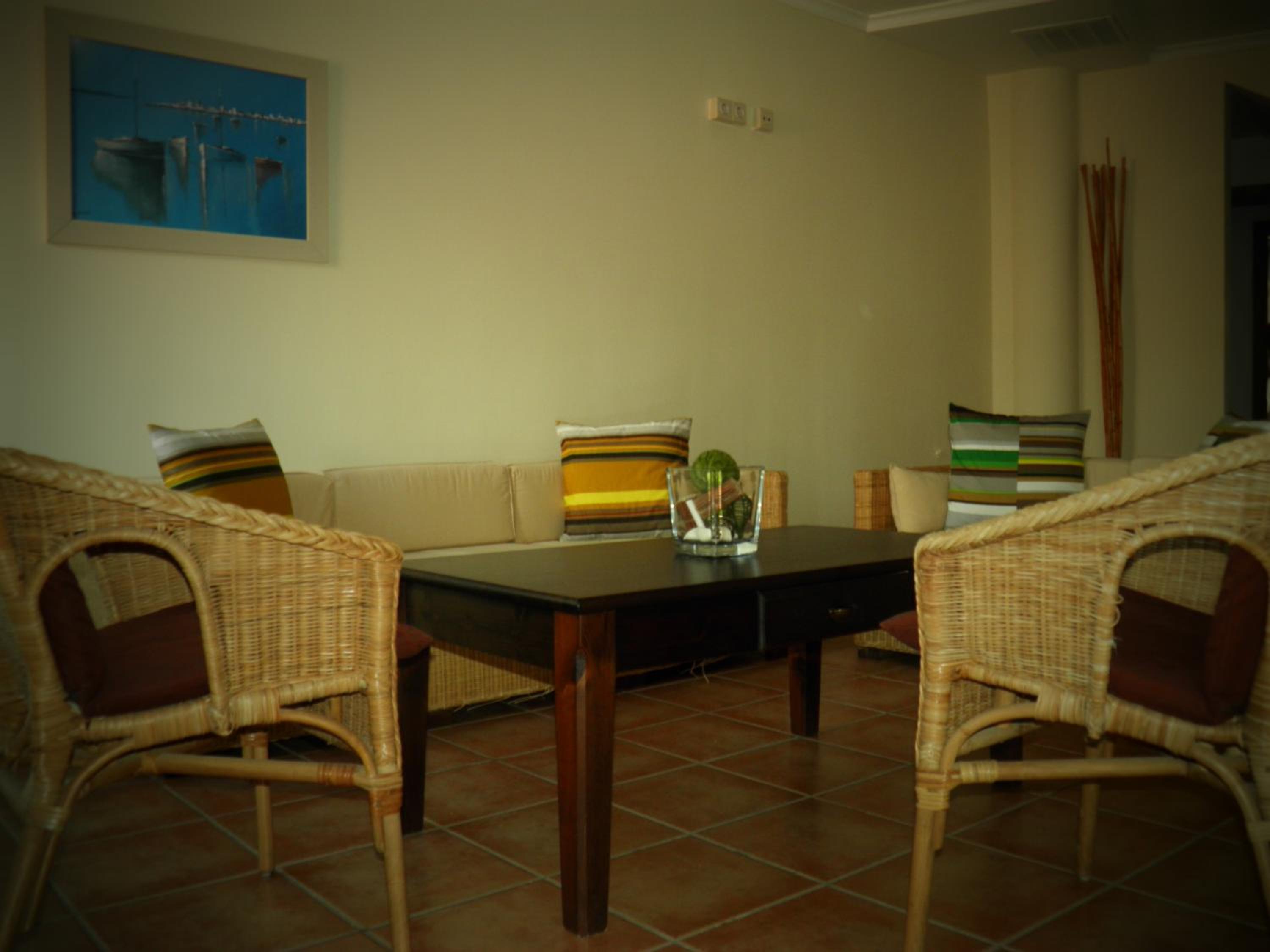 Twin Room - Photo 3