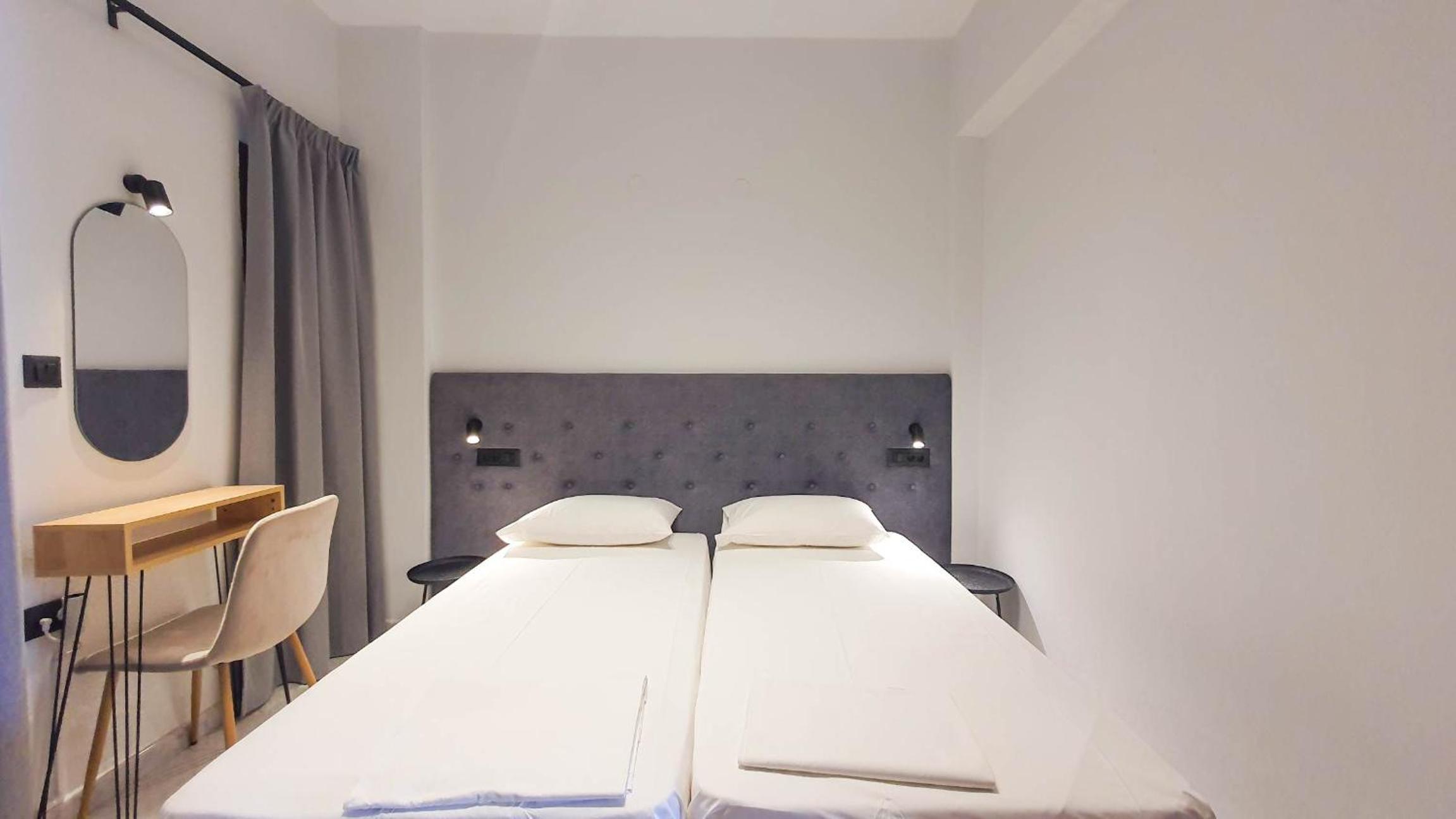 One-Bedroom Apartment (4 Adults) photo 3