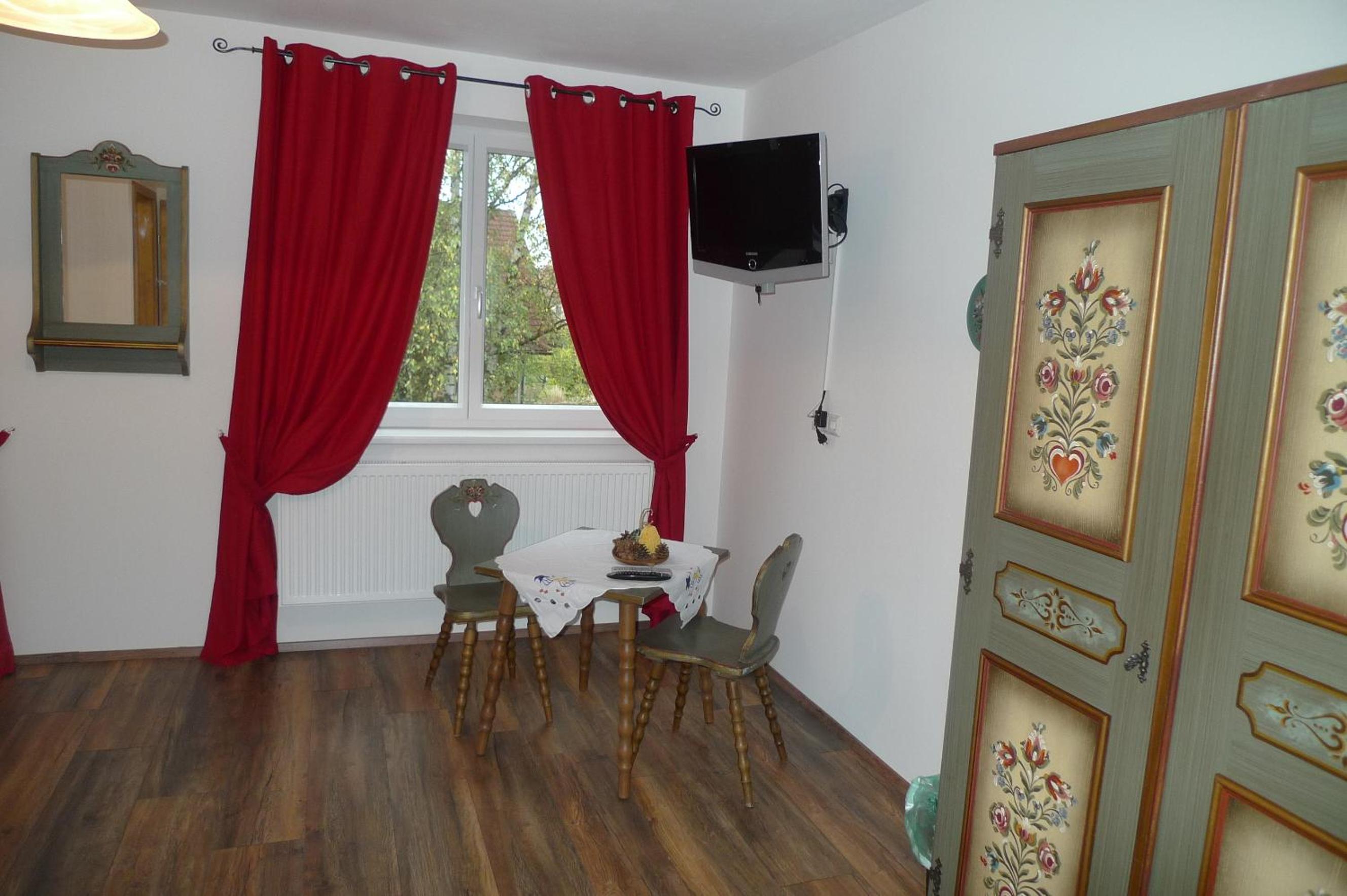 Large Double Room photo 2