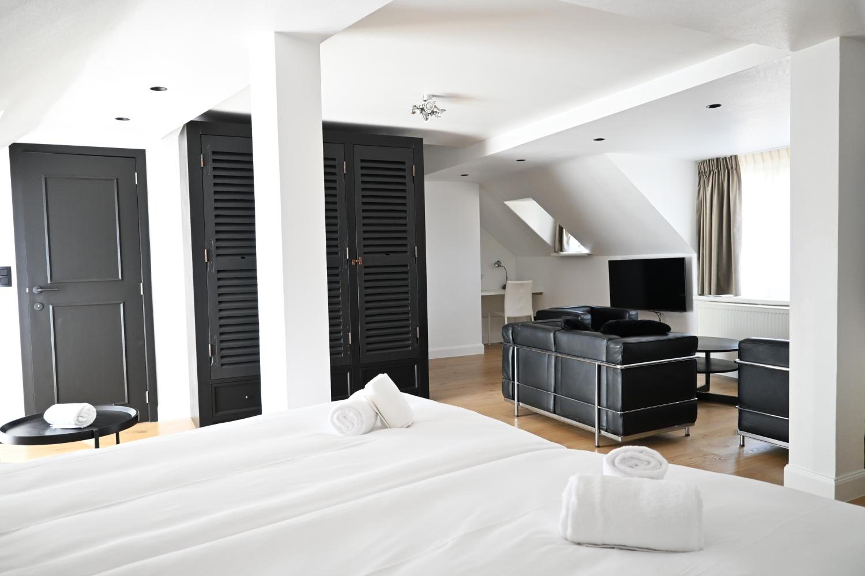 Deluxe Junior Suite