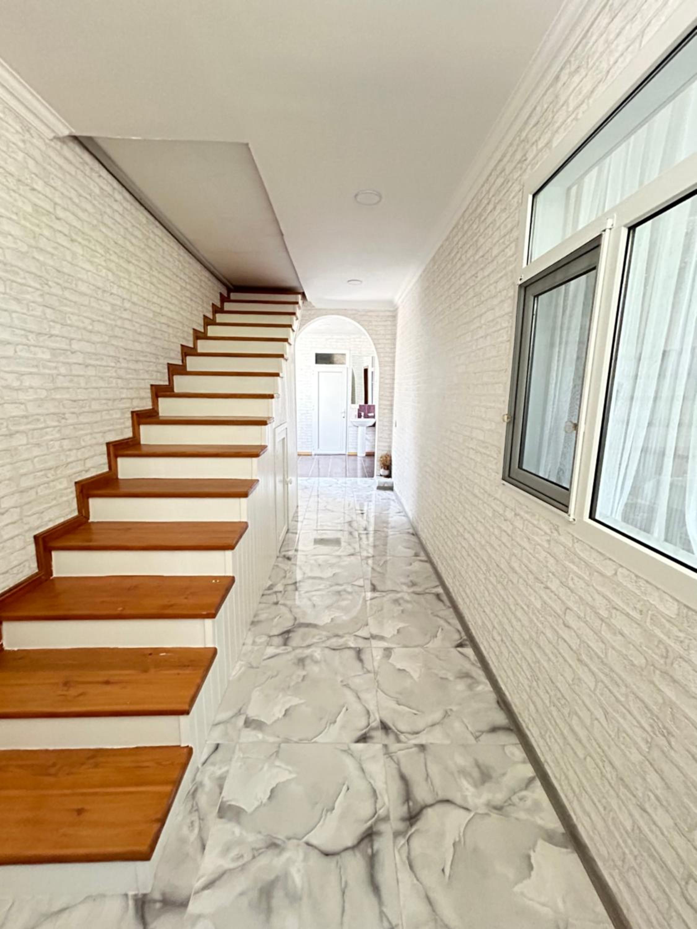 One-Bedroom House photo 1