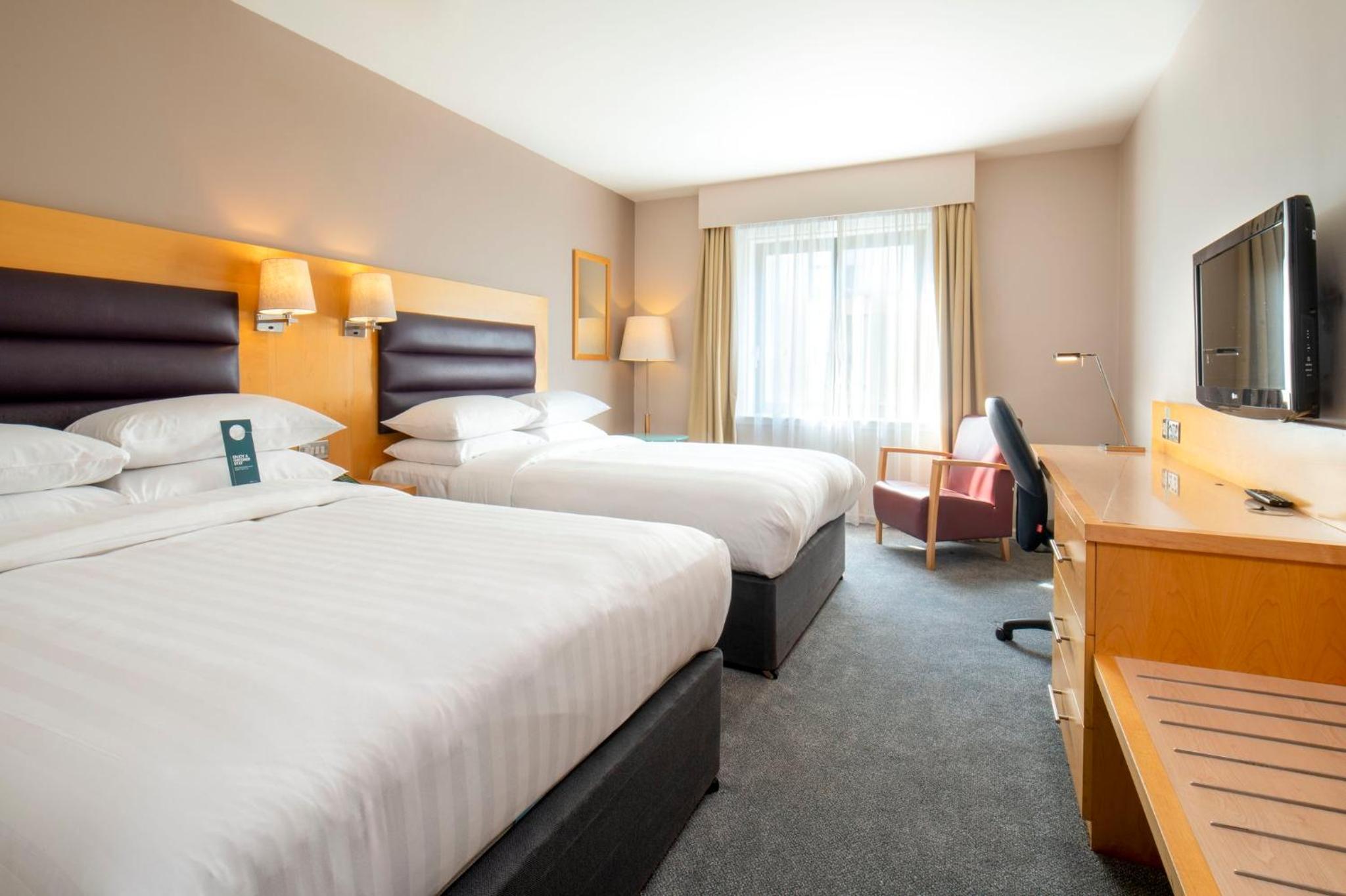 Standard Double Room with Two Double Beds - Photo 21