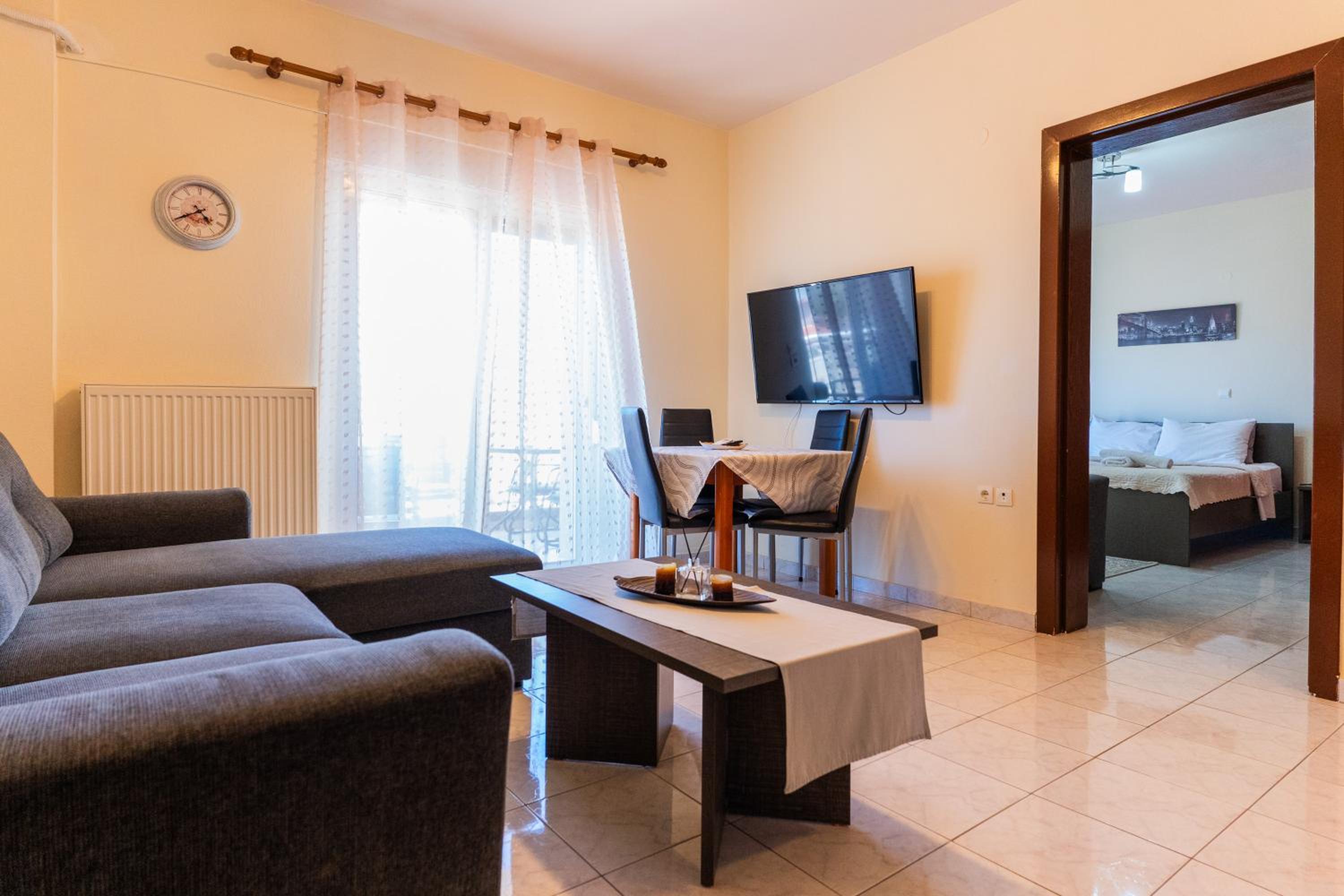 One-Bedroom Apartment