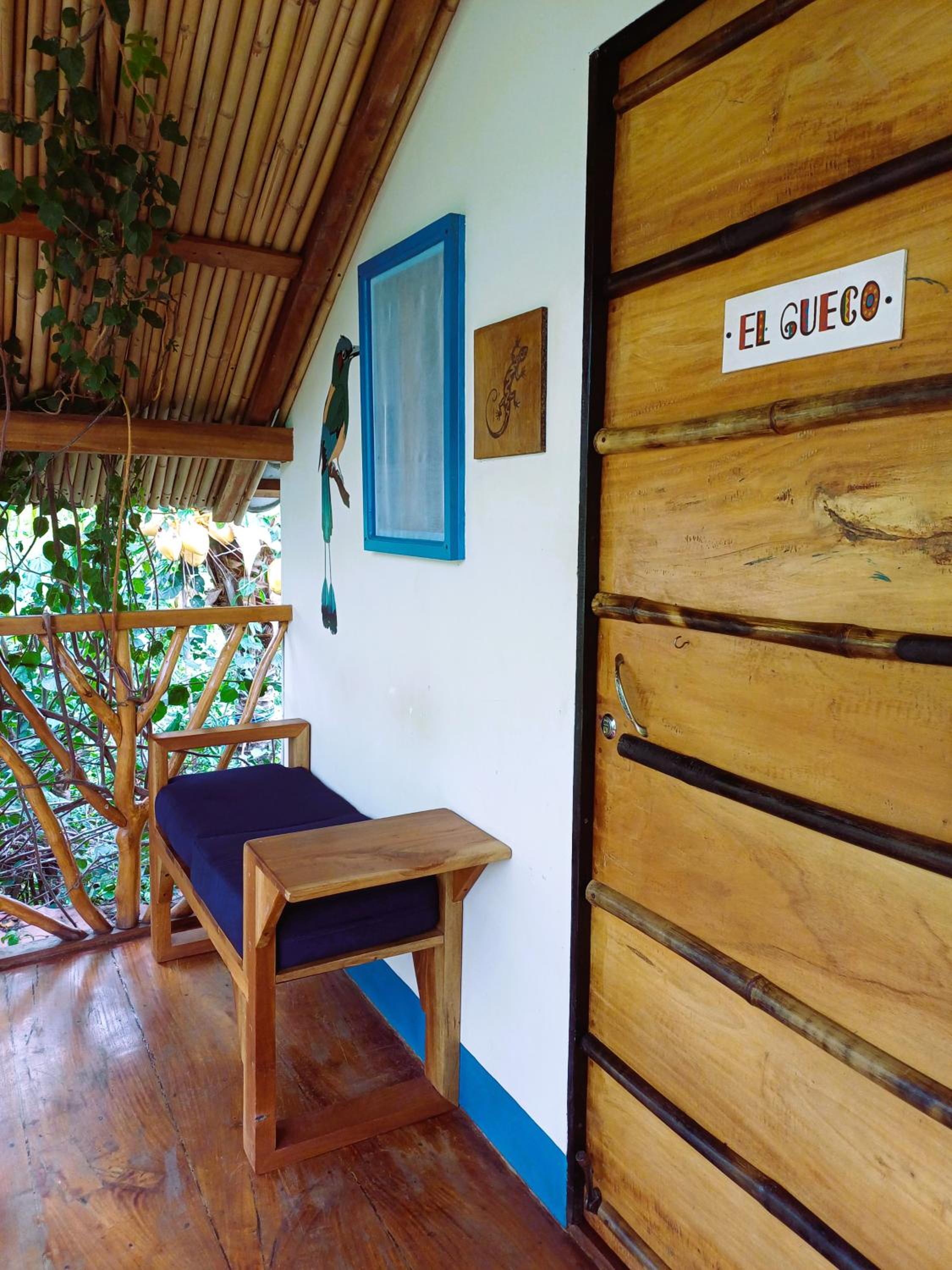 Double Room with Shared Bathroom photo 3