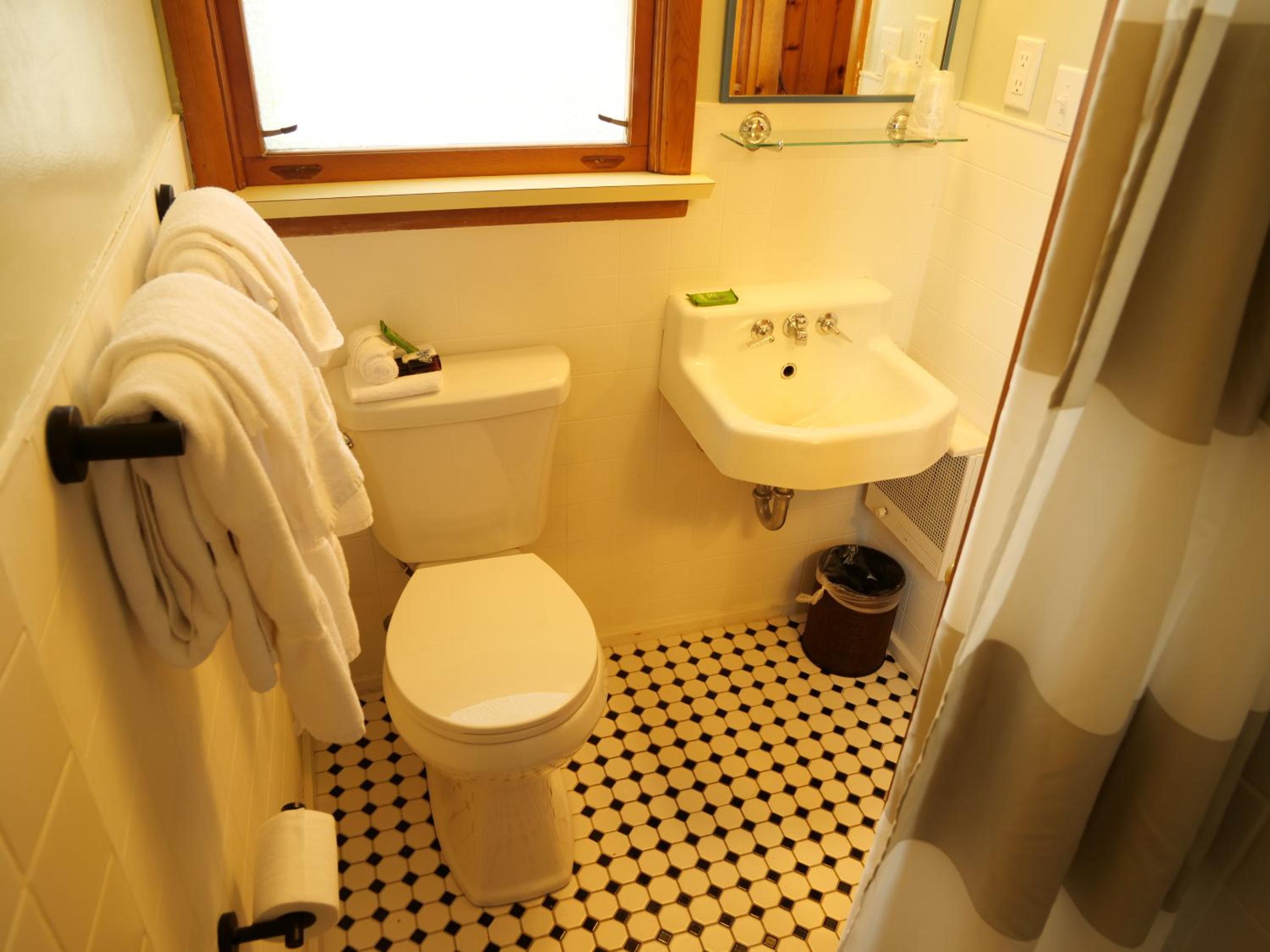 Deluxe Queen Room photo 2